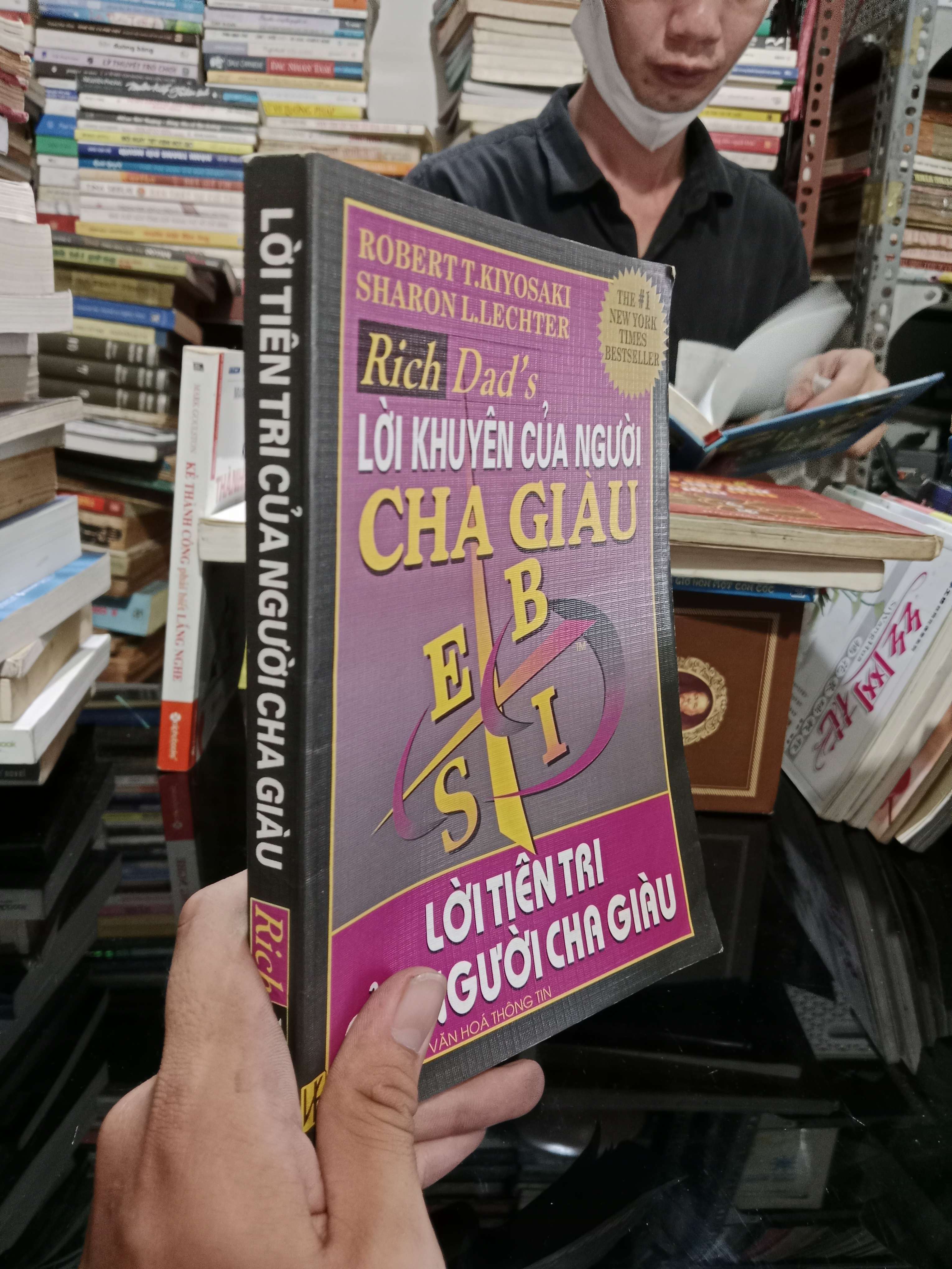 Lời tiên tri của người cha giàu - Robert T. Kiyosaki, Sharon L. Lechter 2004 mới 80% (Sách kinh tế - tài chính - chứng khoán) KSX