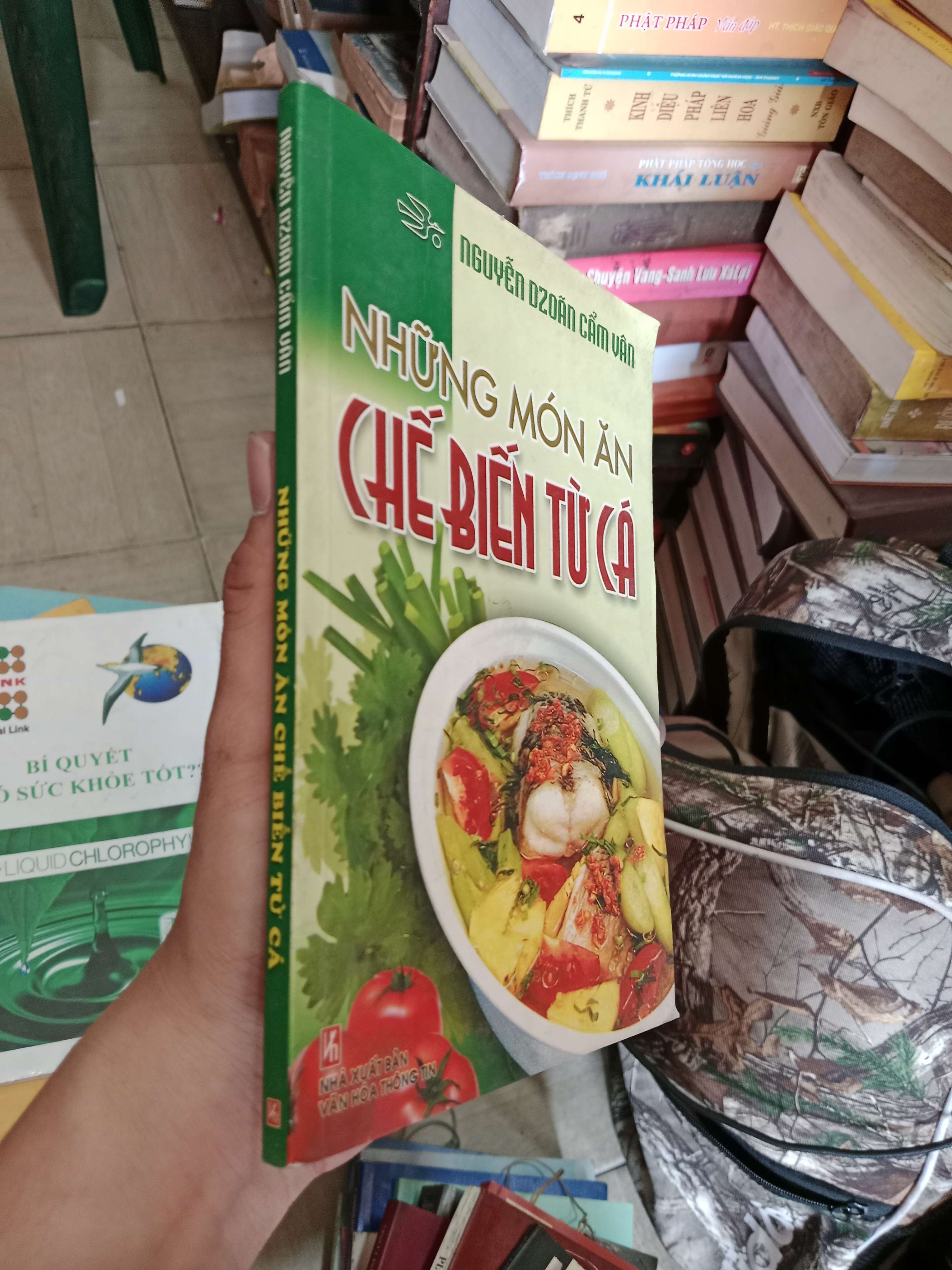 Những món ăn chế biến từ cá - Nguyễn Dzoãn Cẩm Vân 2012 Mới 80% (Sách kiến thức tổng hợp) OKB-K4T3