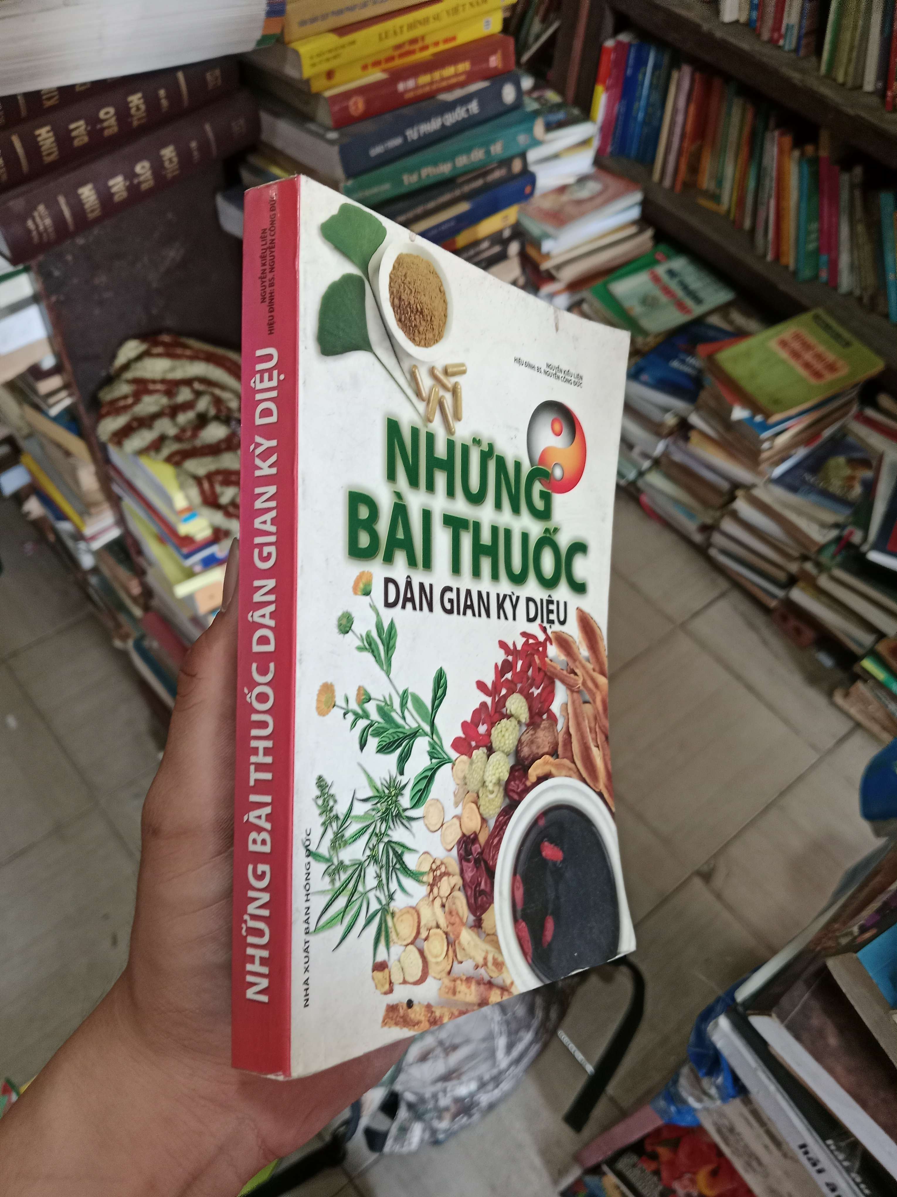 Những bài thuốc dân gian kỳ diệu 2012 Mới 80% (Sách Y học - Sức khỏe - Thể thao) OKB-K4T3