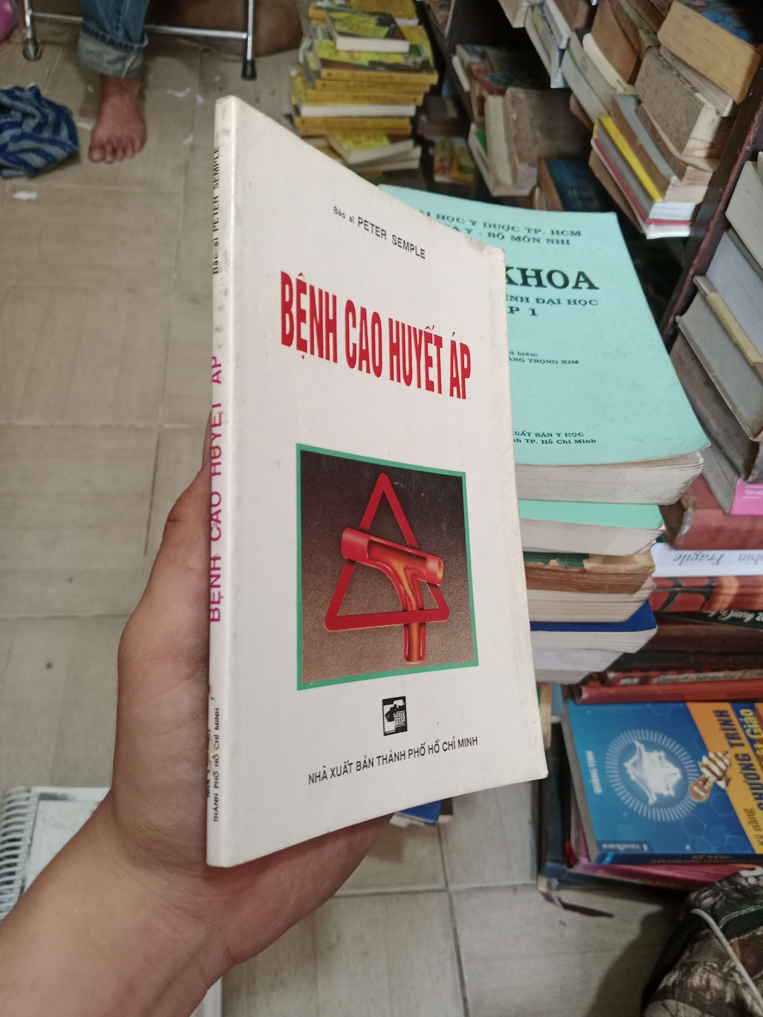 Bệnh cao huyết áp - Bác sĩ Peter Semple 1997 Mới 80% (Sách Y học - Sức khỏe - Thể thao) OKB-K4T2