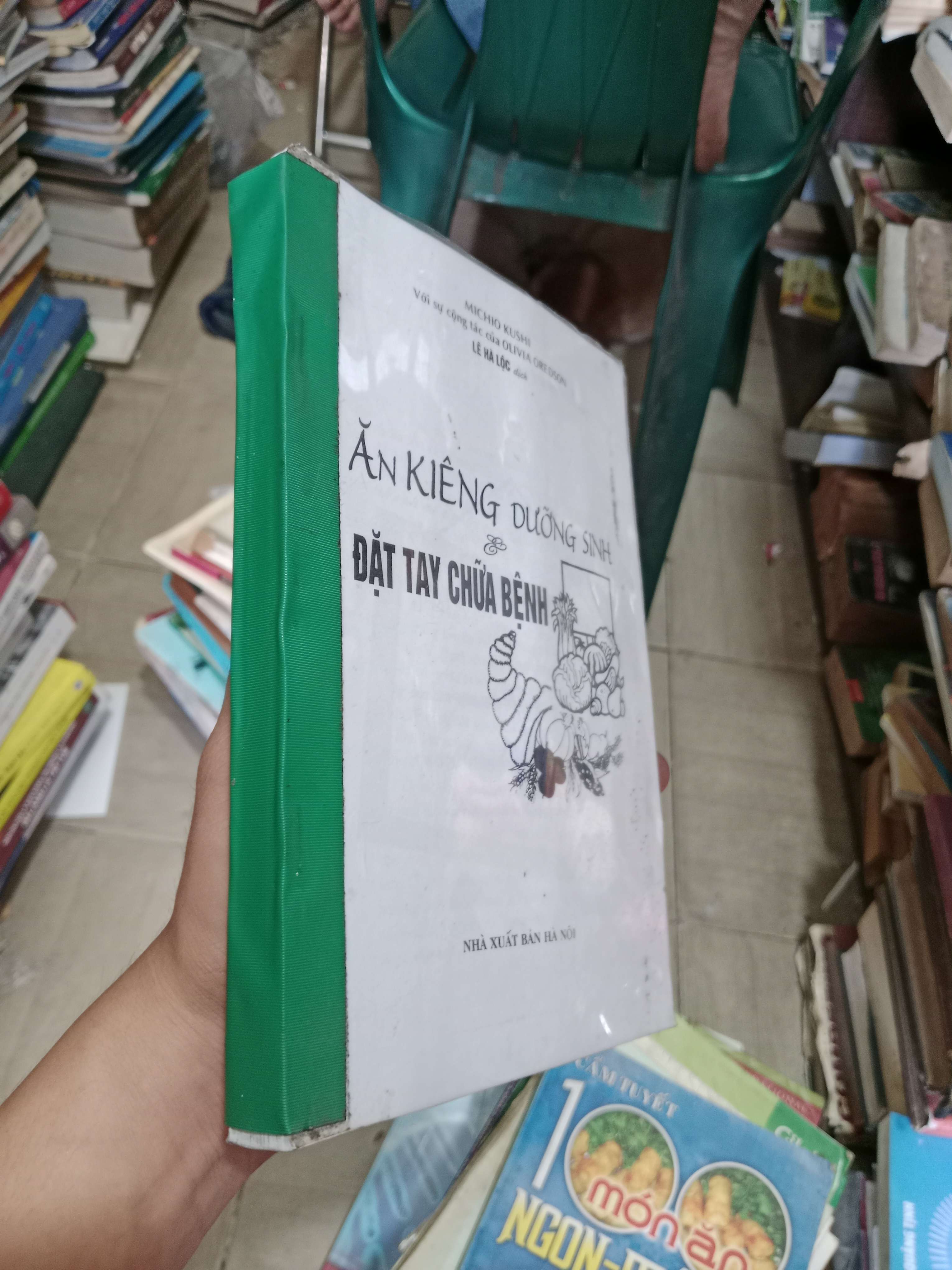 Ăn kiêng dưỡng sinh - Đặt tay chữa bệnh - Michio Kushi (Sách photo) 2008 Sách In (Sách Y học - Sức khỏe - Thể thao) OKB-K4T2