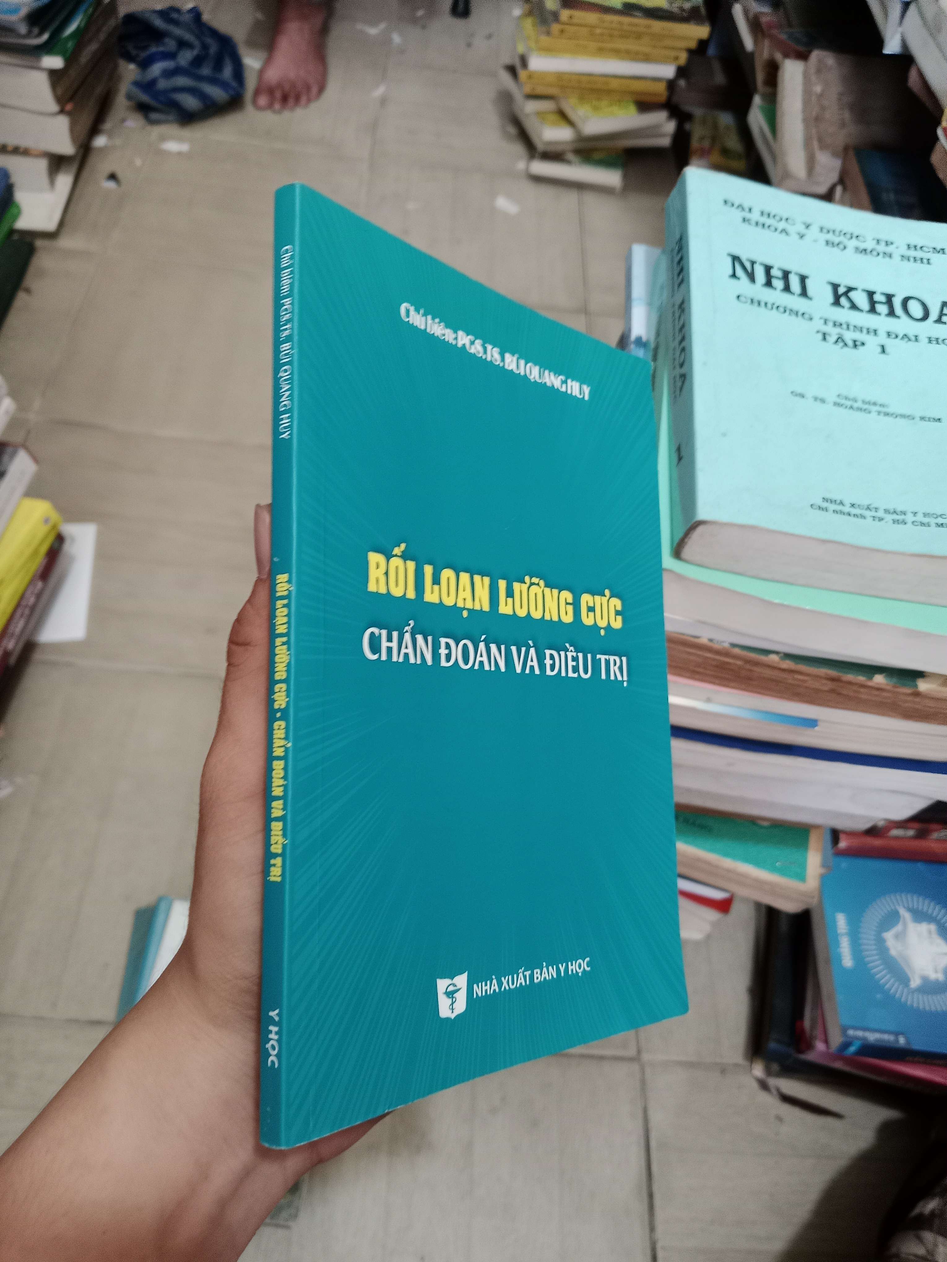 Rối loạn lưỡng cực: Chẩn đoán và điều trị - PGS. TS. Bùi Quang Huy 2022 Mới 80% (Sách Y học - Sức khỏe - Thể thao) OKB-K4T2