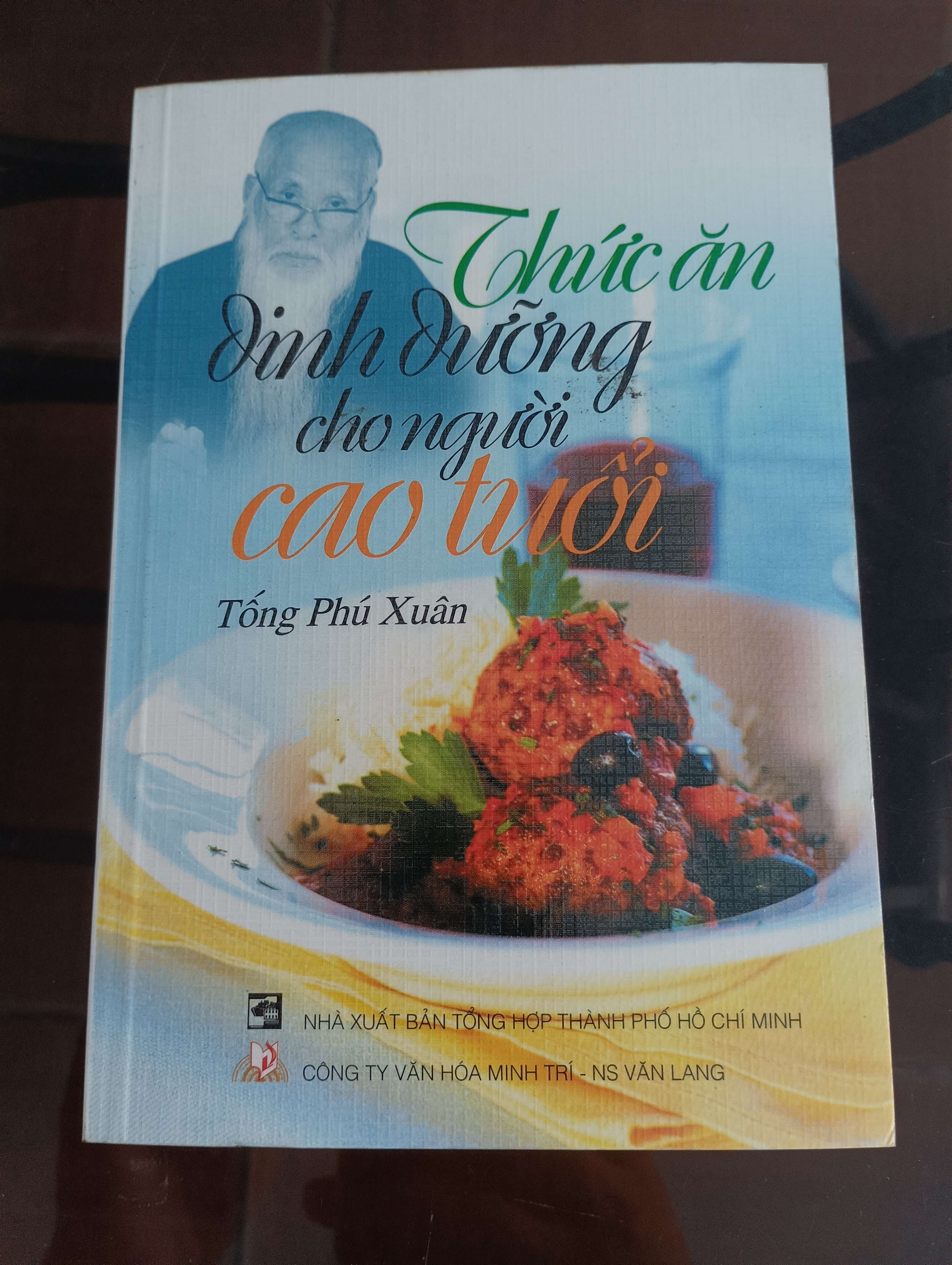 Thức ăn dinh dưỡng cho người cao tuổi - Tống Phú Xuân 2005 (Sách kiến thức tổng hợp) VAVO
