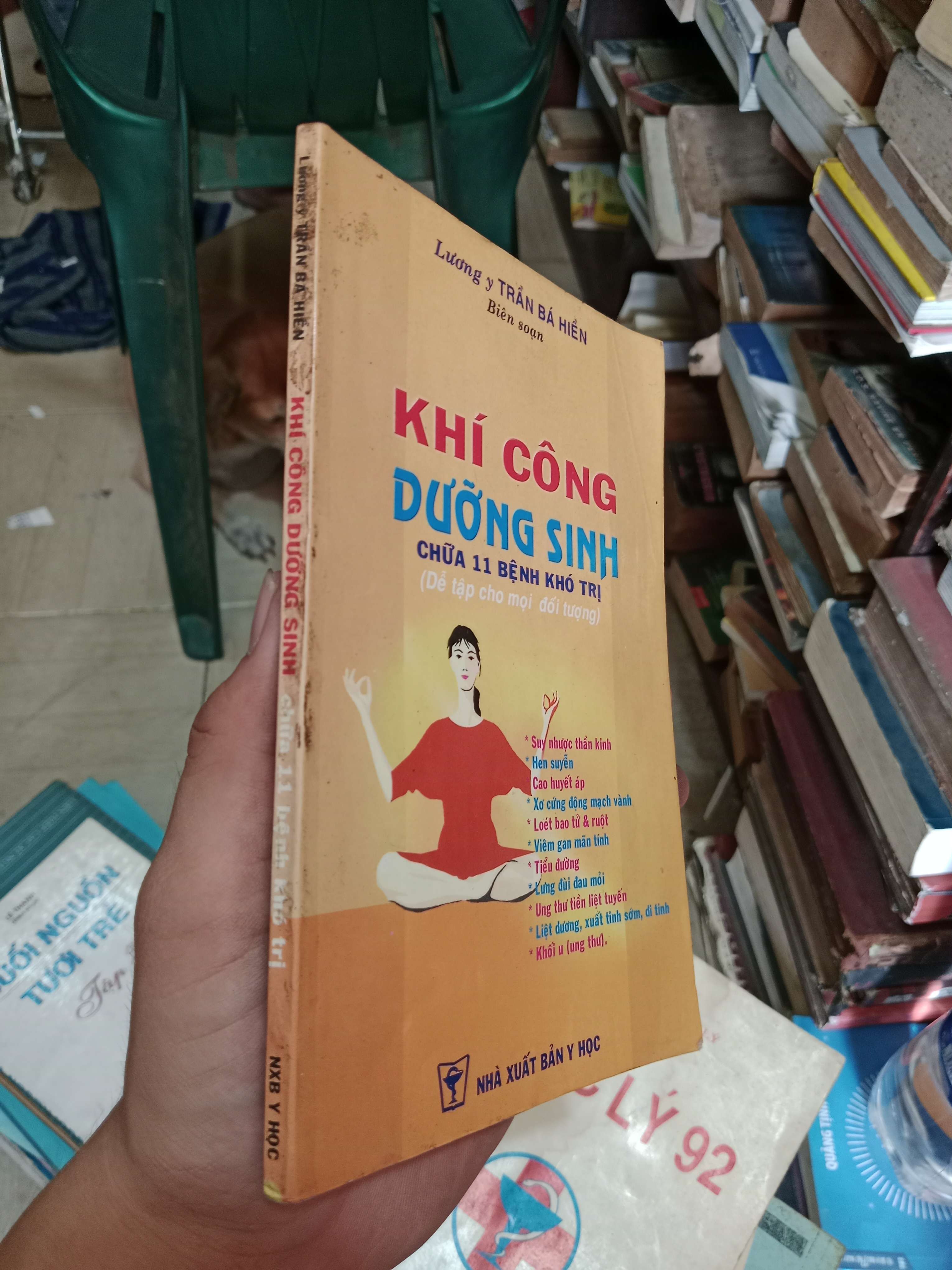 Khí công dưỡng sinh chữa 11 bệnh khó trị - Lương y Trần Bá Hiển 2001 Mới 80% (Sách Y học - Sức khỏe - Thể thao) OKB-K4T2