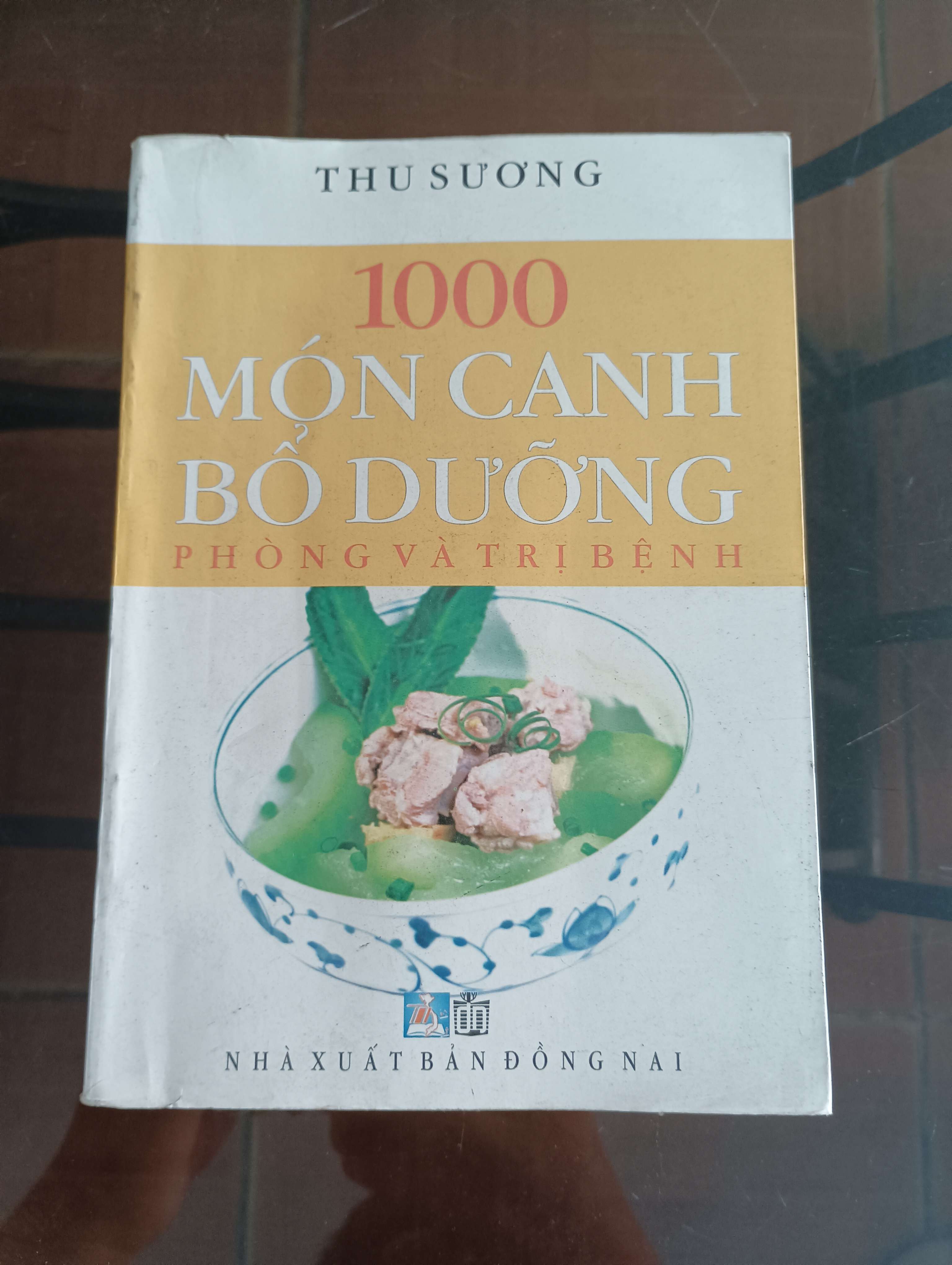 1000 Món canh bổ dưỡng phòng và trị bệnh - Thu Sương 2011 (Sách kiến thức tổng hợp) VAVO