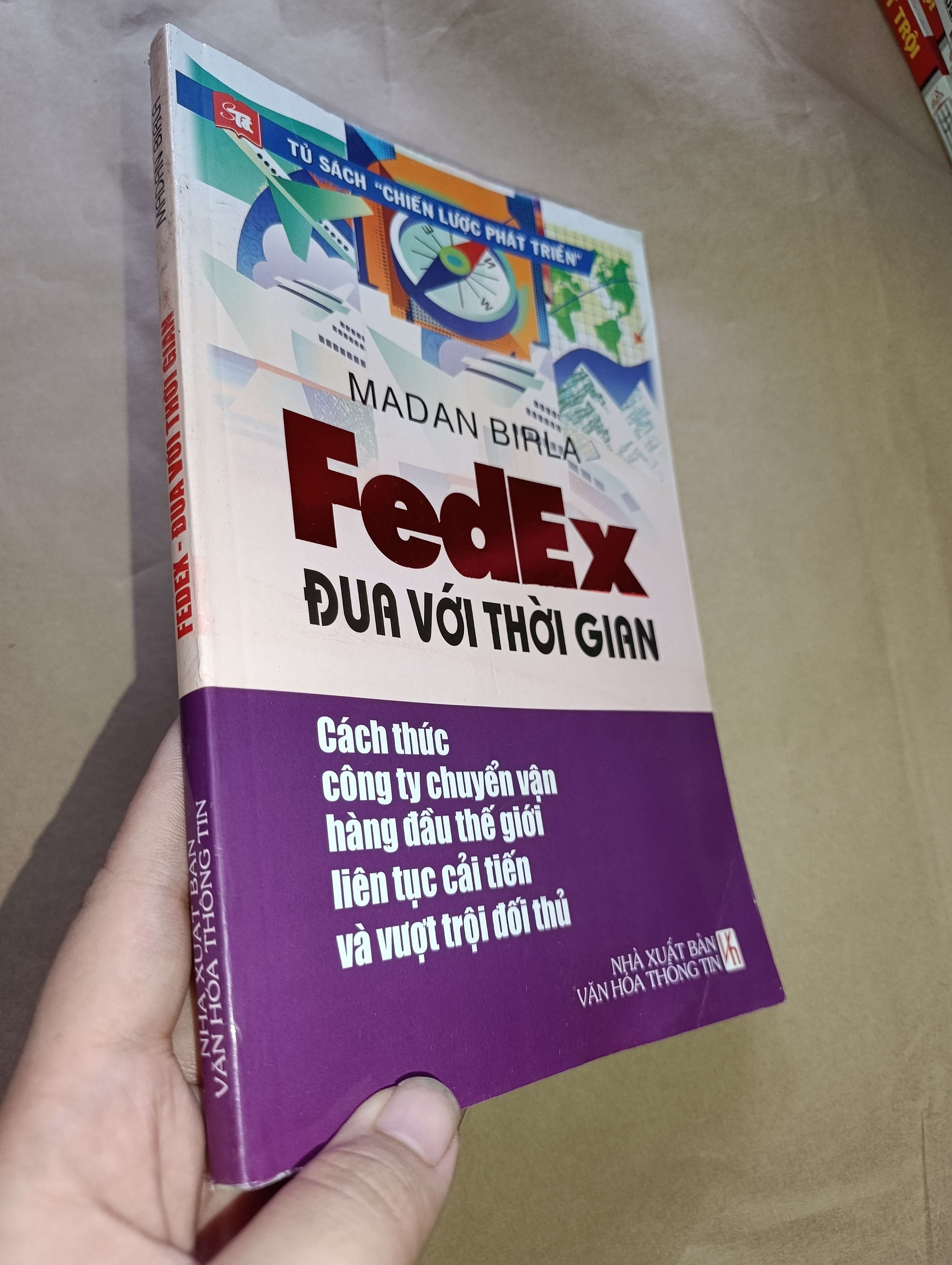 Fedex đua với thời gian- Madan Birla 2008 Mới 80% (Kinh doanh - Marketing) GZB