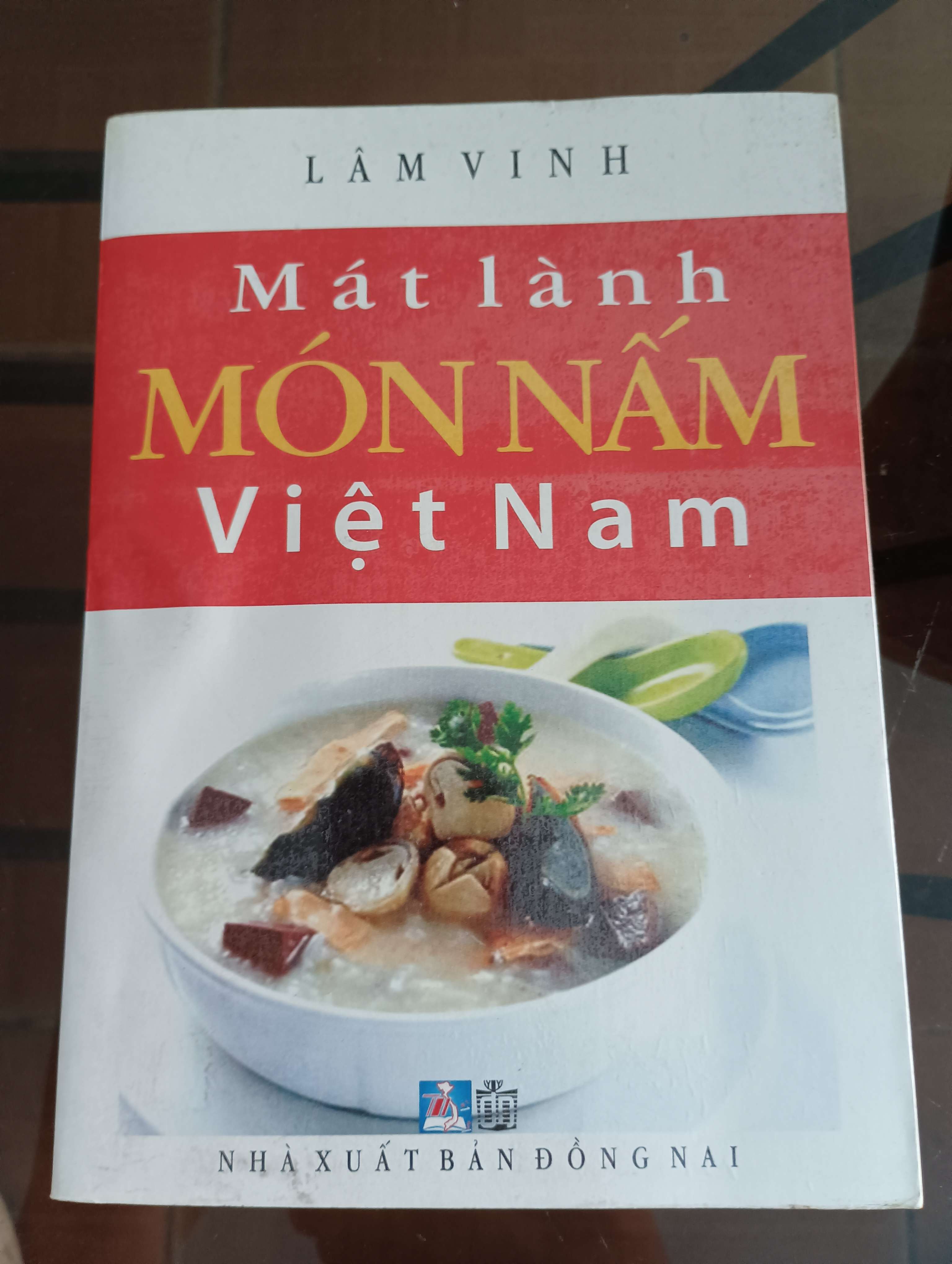 Mát lành món nấm Việt Nam - Lâm Vinh 2011 (Sách kiến thức tổng hợp) VAVO