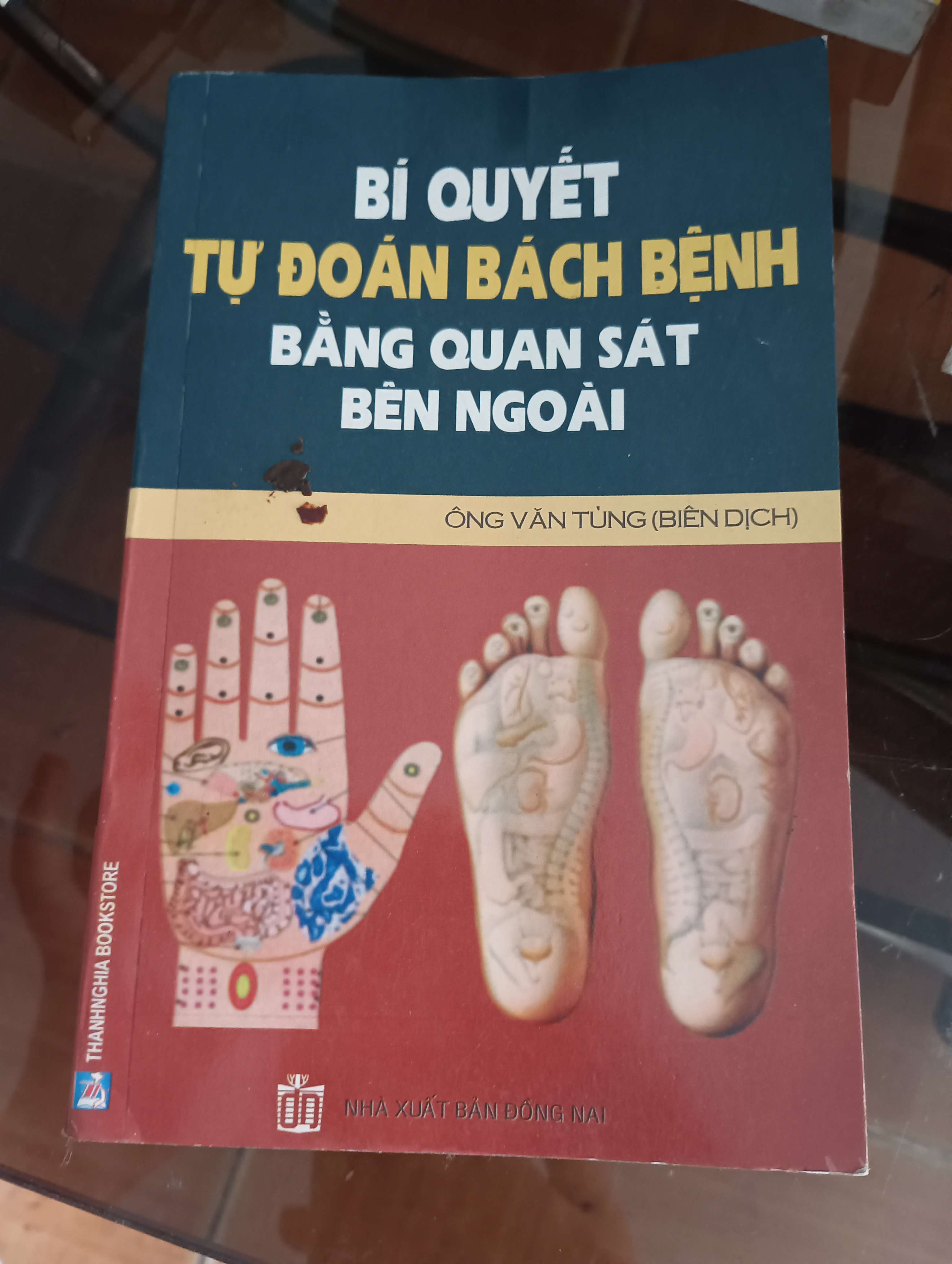 Bí quyết tự đoán bách bệnh bằng quan sát bên ngoài - Ông Văn Tùng 2010 (Sách Y học - Sức khỏe - Thể thao) VAVO