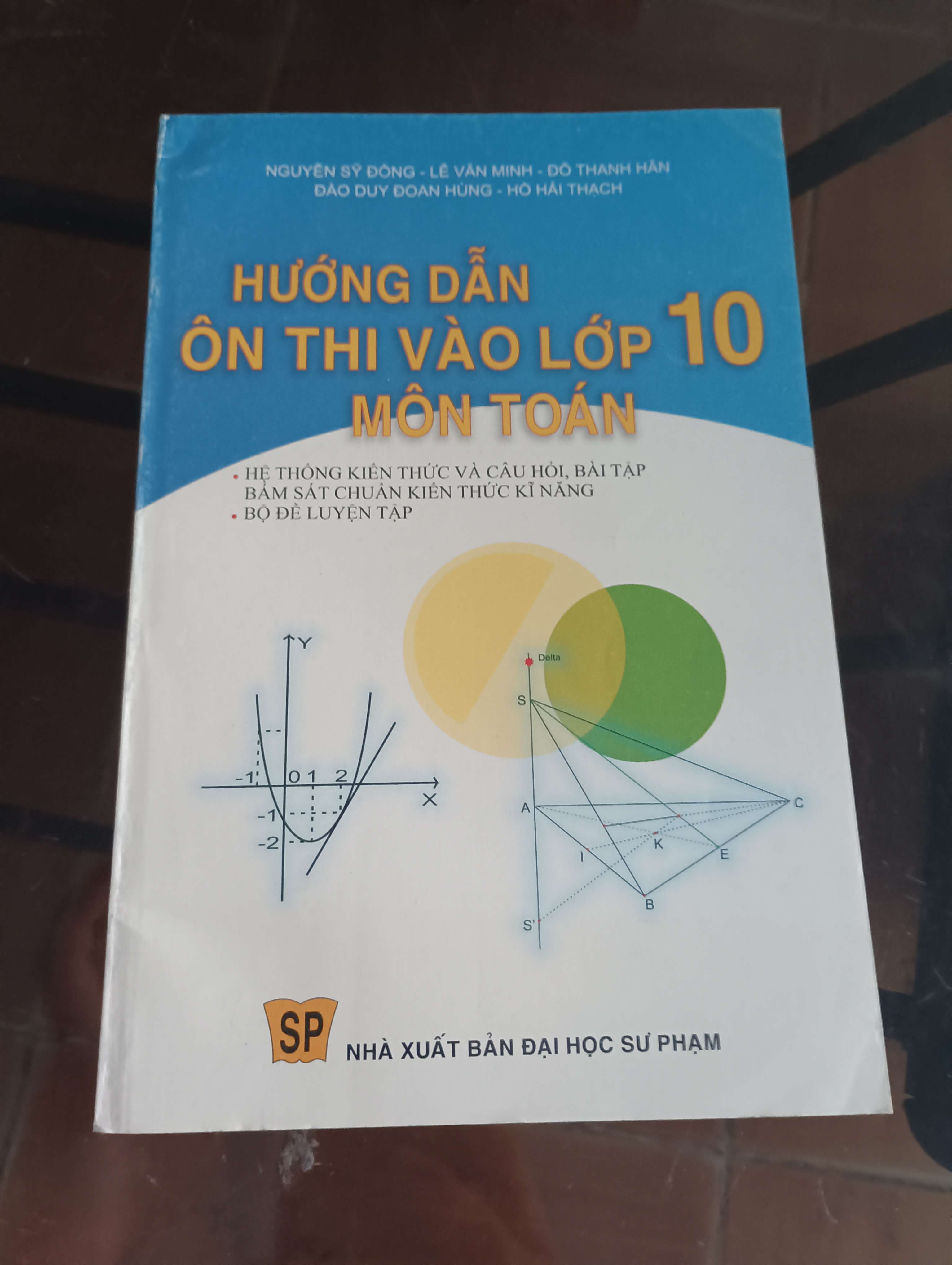 Hướng dẫn ôn thi vào lớp 10 môn Toán - Nguyễn Sỹ Đông - Lê Văn Minh - Đỗ Thanh Hán - Đào Duy Đoan Hùng - Hồ Hải Thạch 2010 (Tham khảo - luyện thi) VAVO
