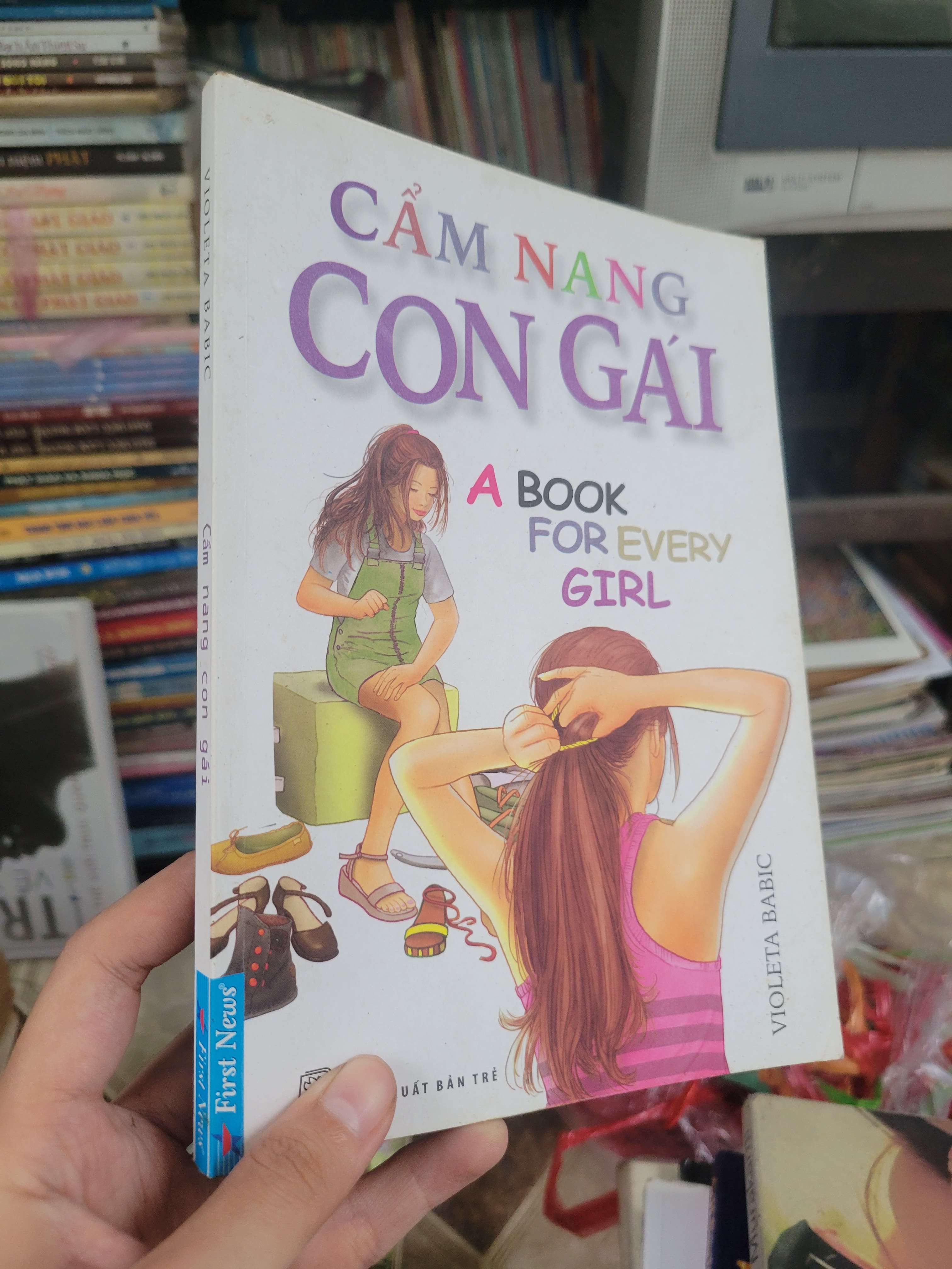 Cẩm nang con gái - Violeta Babic mới 80% (Sách kỹ năng) BGB