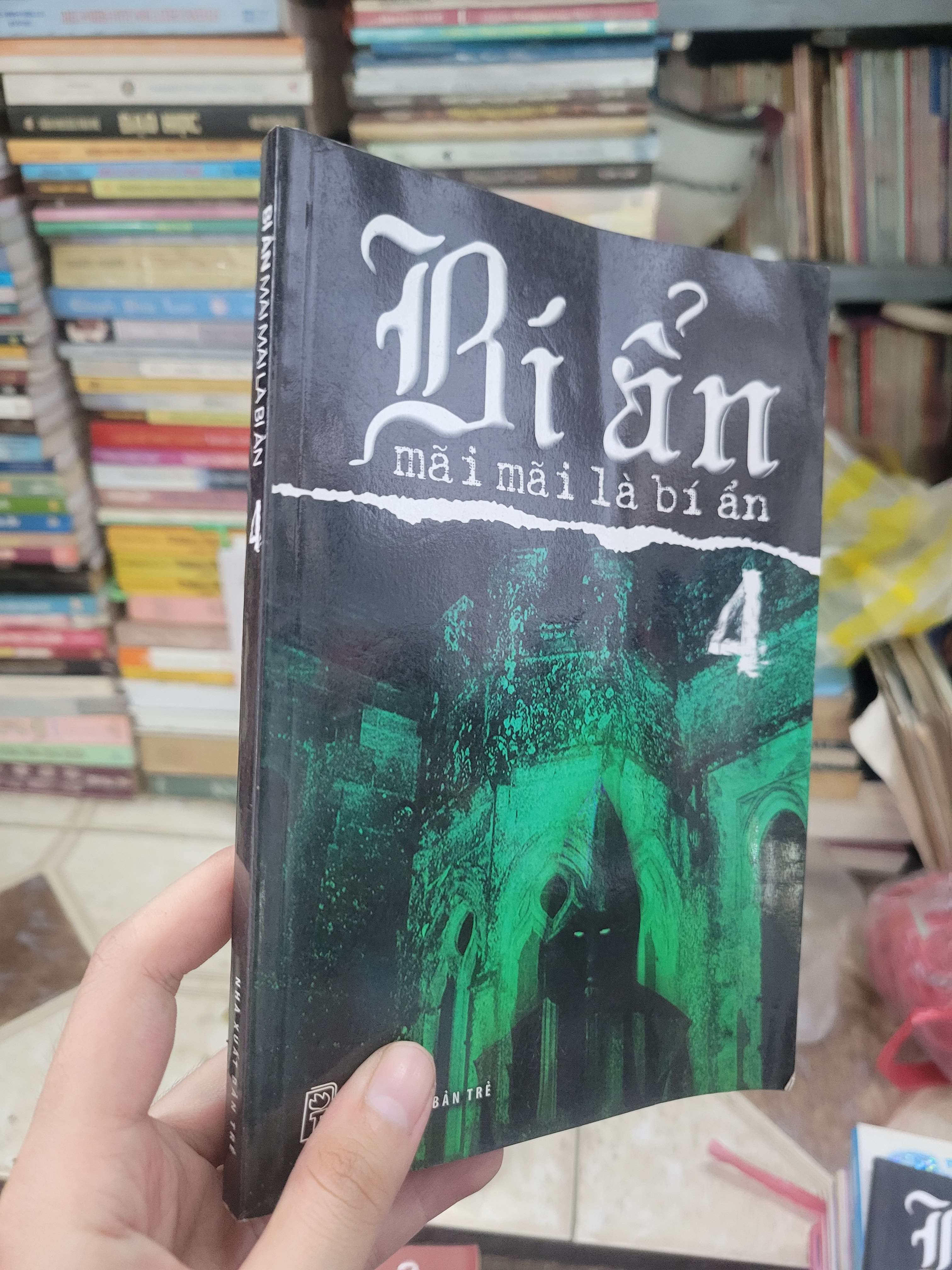 Bí ẩn mãi mãi là bí ẩn 4 2014 mới 80% (Sách kiến thức tổng hợp) BGB