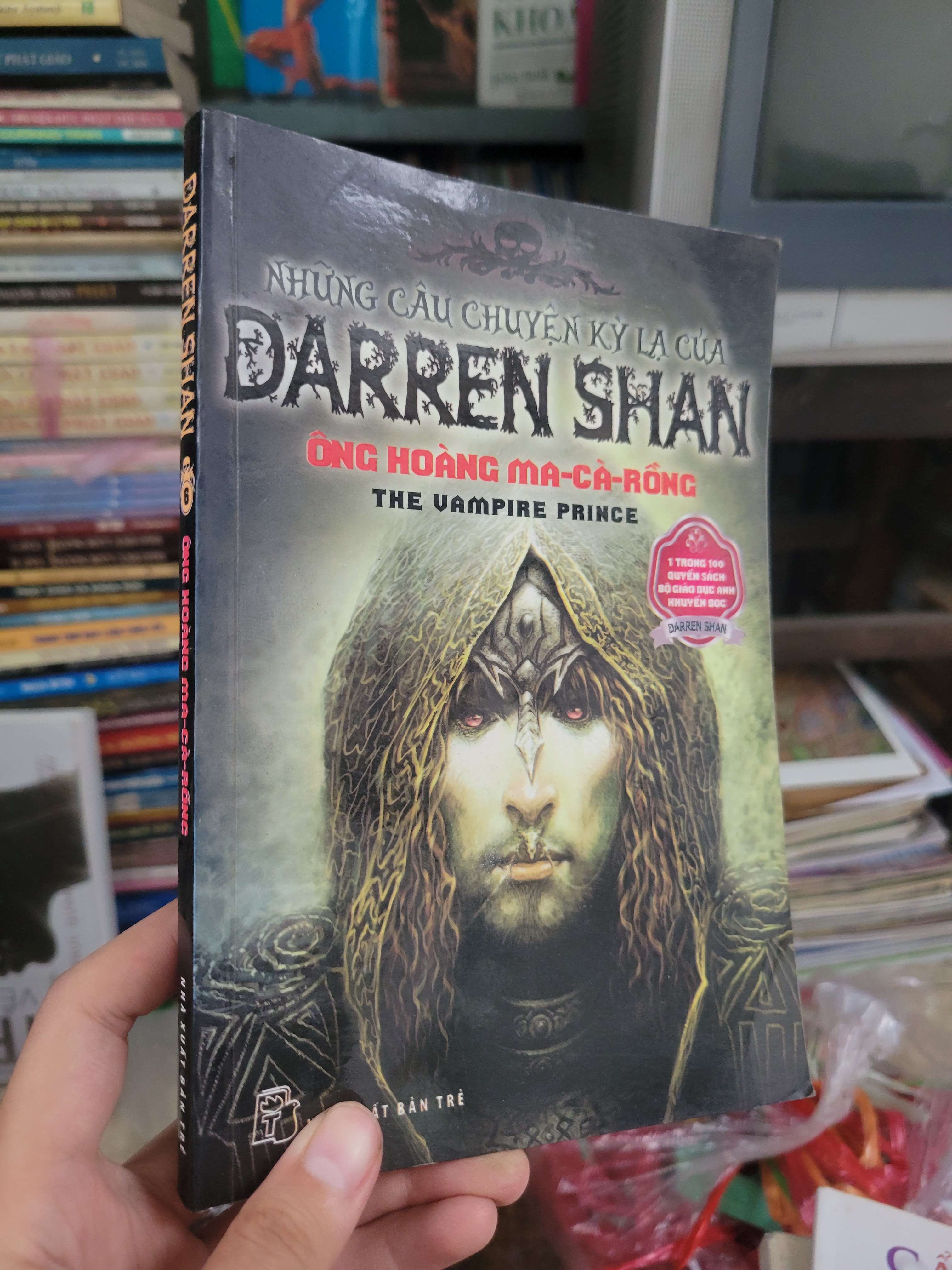 Ông hoàng ma-cà-rồng - Darren Shan 2011 mới 80% (Sách văn học) BGB