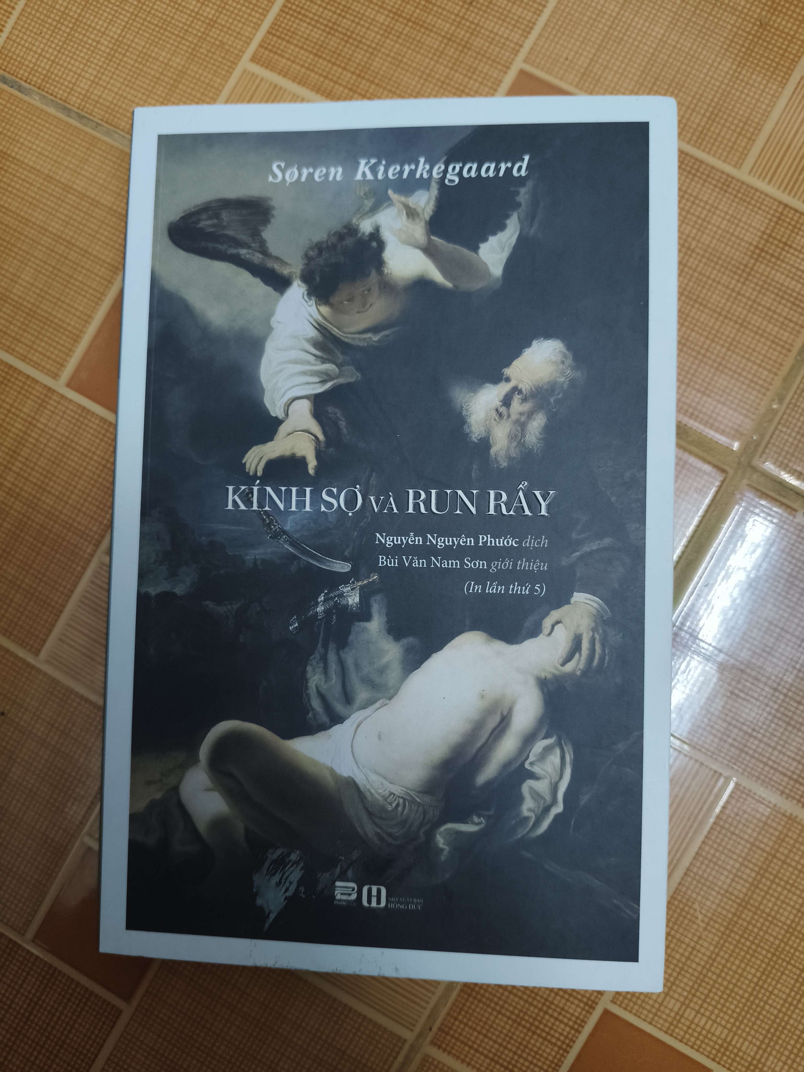 Kính sợ và run rẩy (Sách lịch sử - triết học) ANTQ