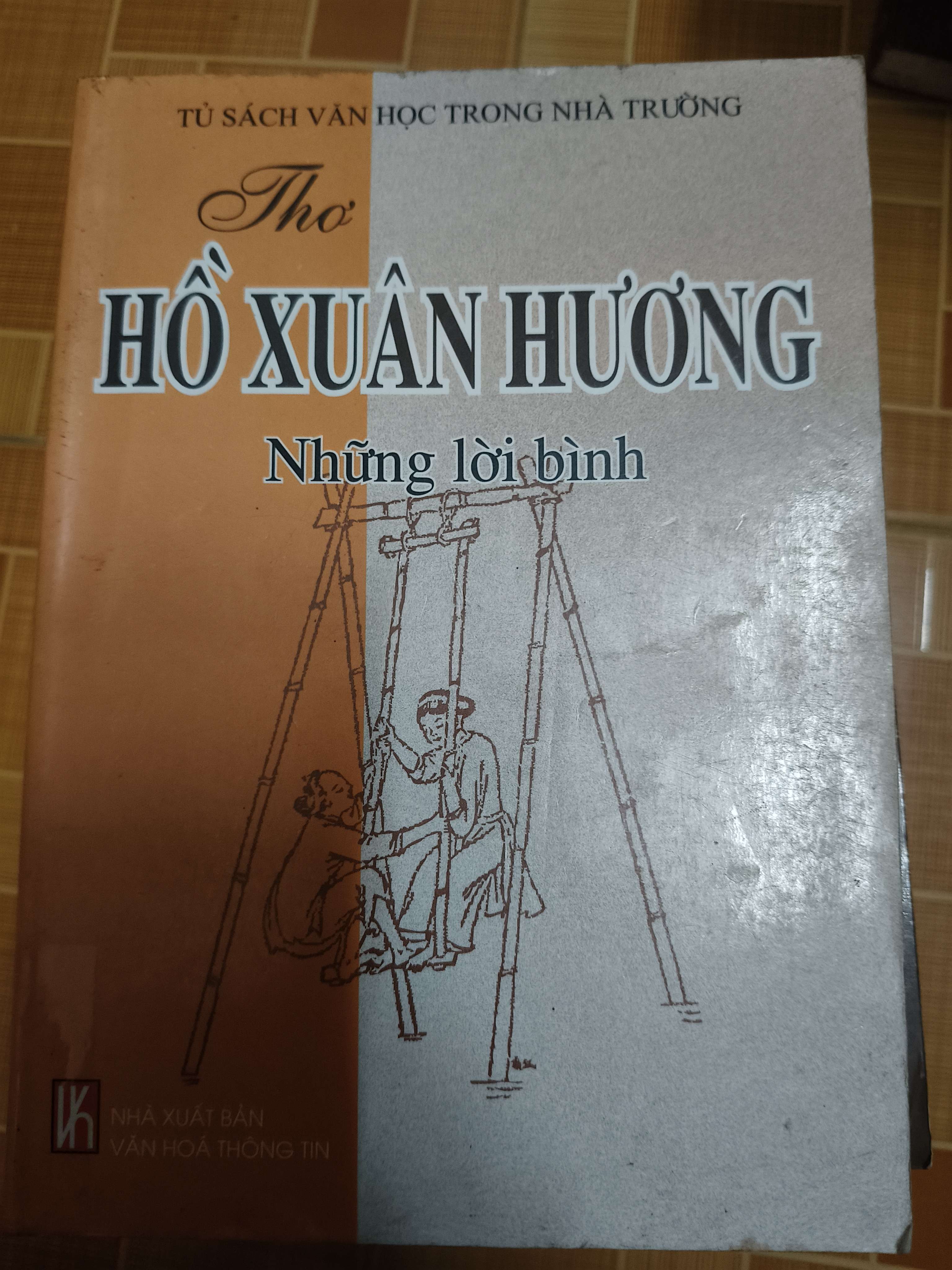 Thơ Hồ Xuân Hương những lời bình (Sách văn học) ANTQ