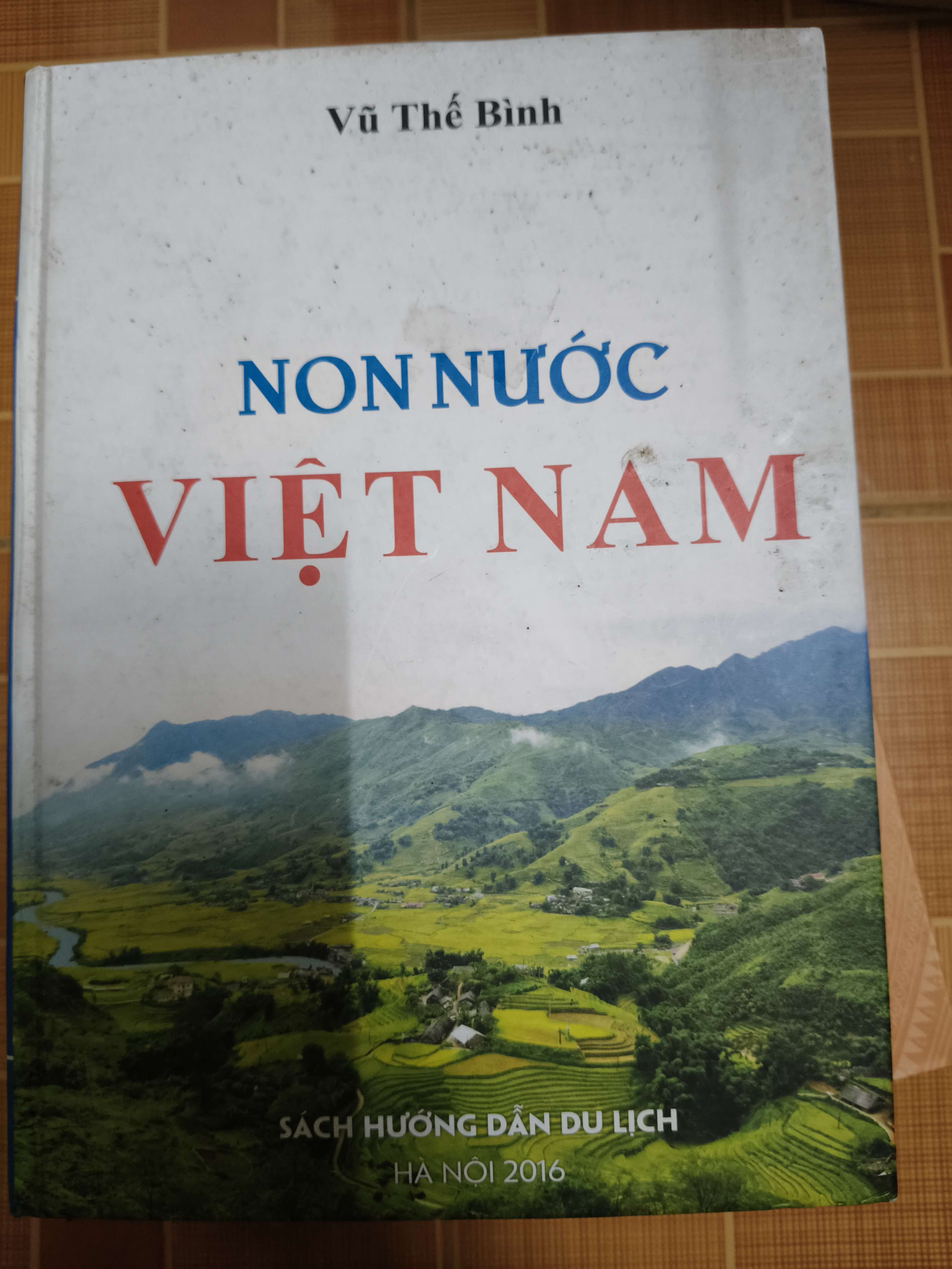 Non Nước Việt Nam (Bìa cứng) (Lịch sử Việt Nam) ANTQ