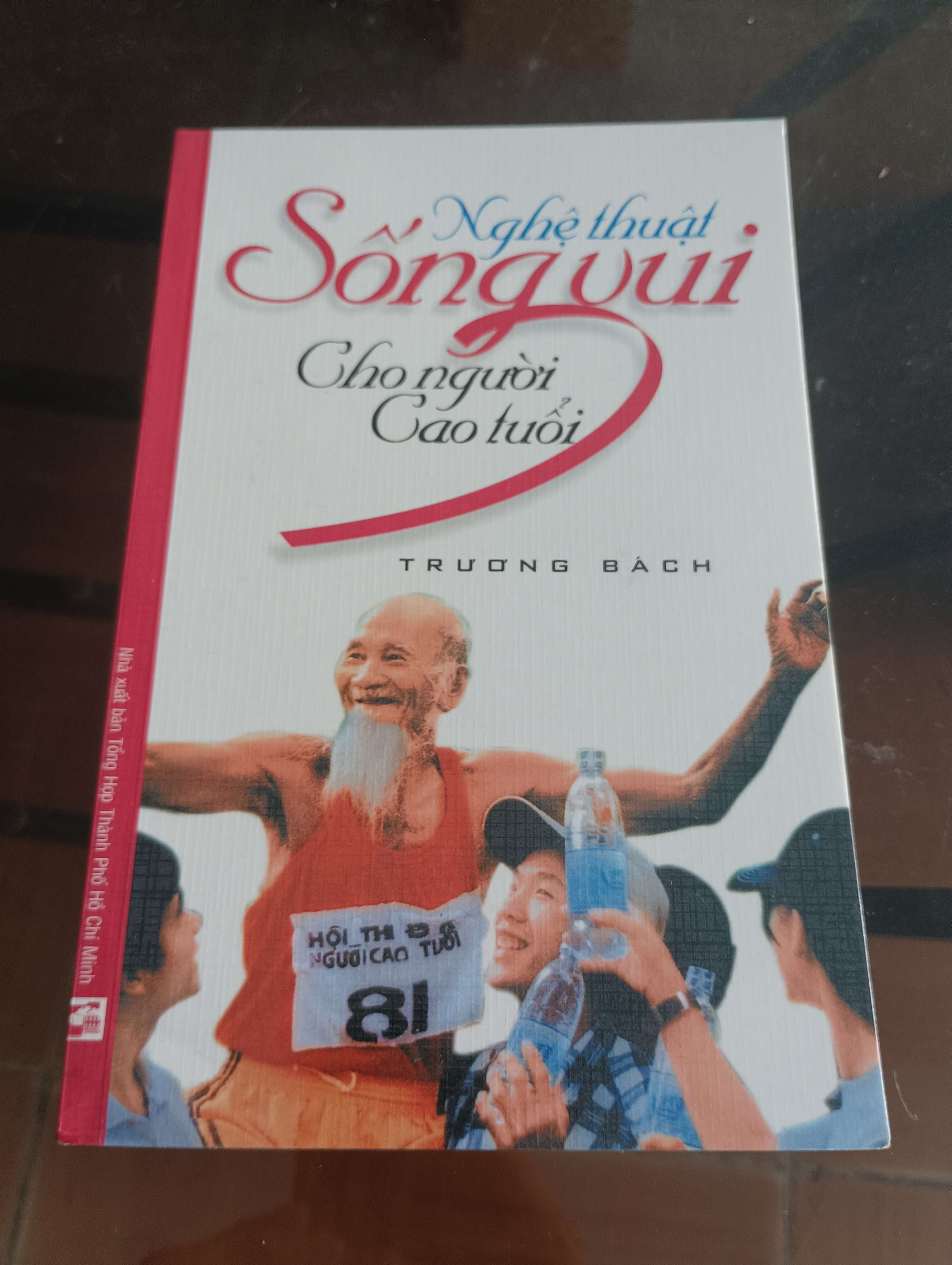 Nghệ thuật sống vui cho người cao tuổi - Trương Bạch 2005 (Sách kiến thức tổng hợp) VAVO