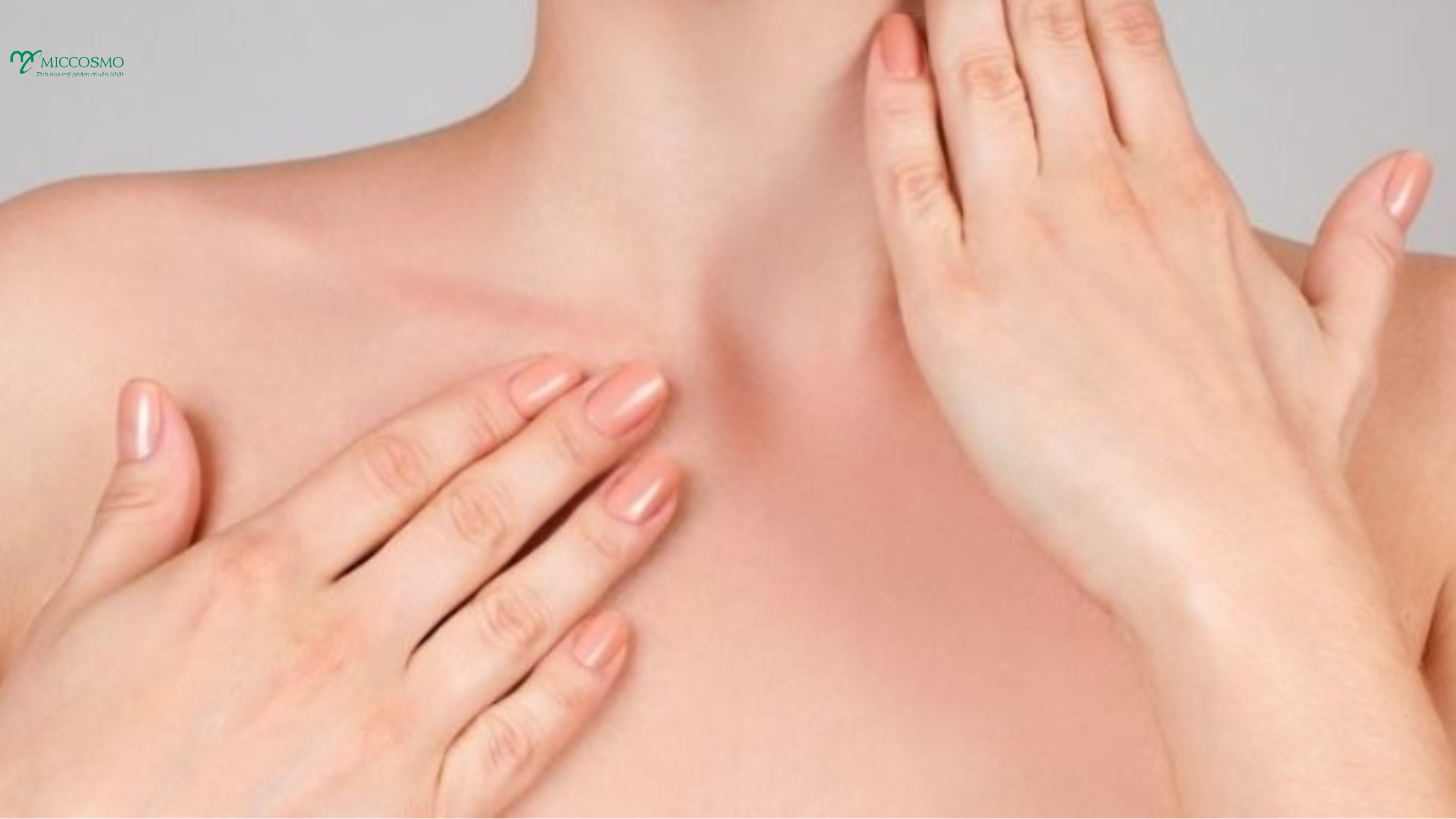 Nguyen-nhan-da-co-kho-san-va-5-cach-cai-thien-hieu-qua-tai-nha_Massage-vung-co.png