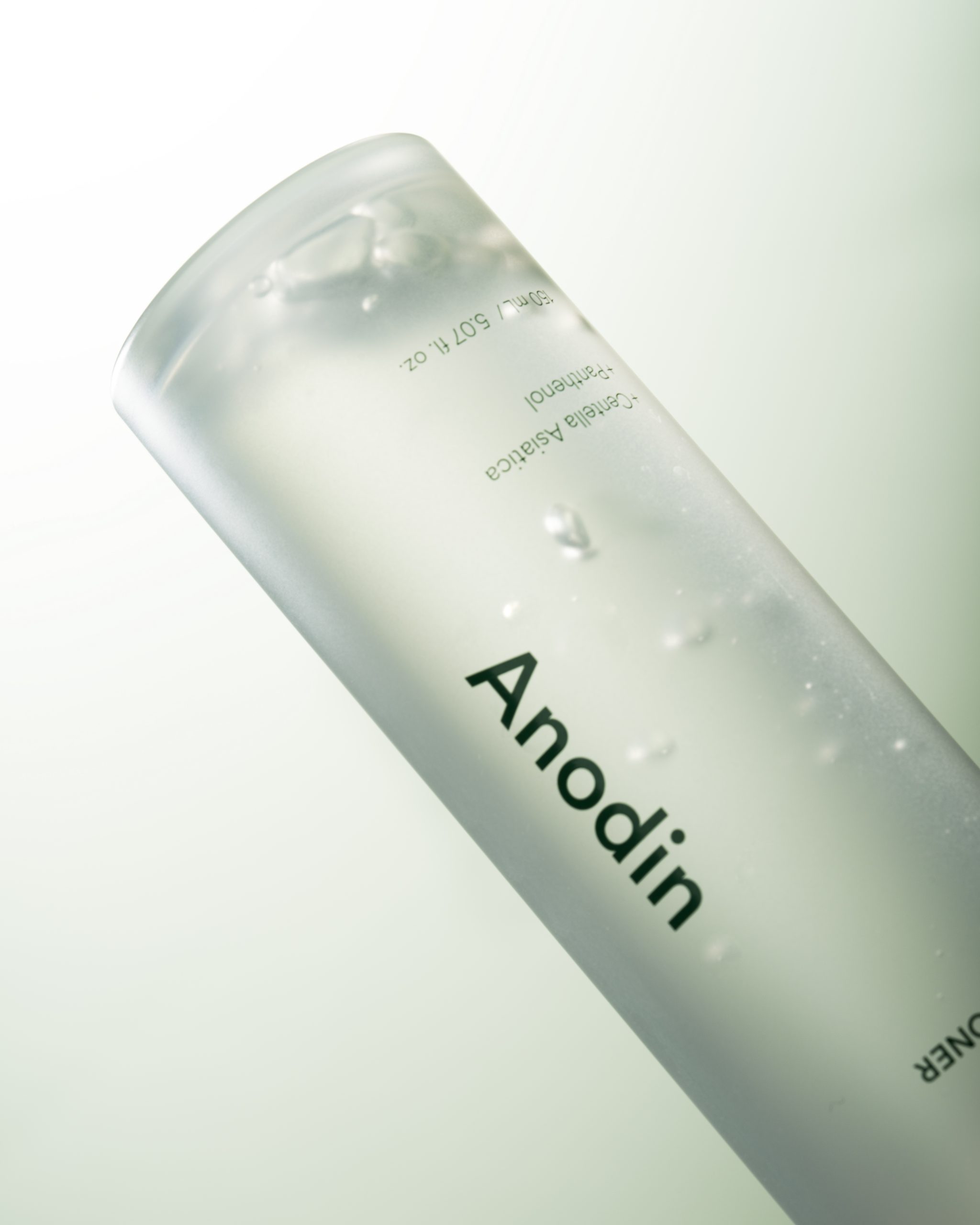 Nước cân bằng làm dịu và cấp ẩm da Anodin KavaKava Calming Toner
