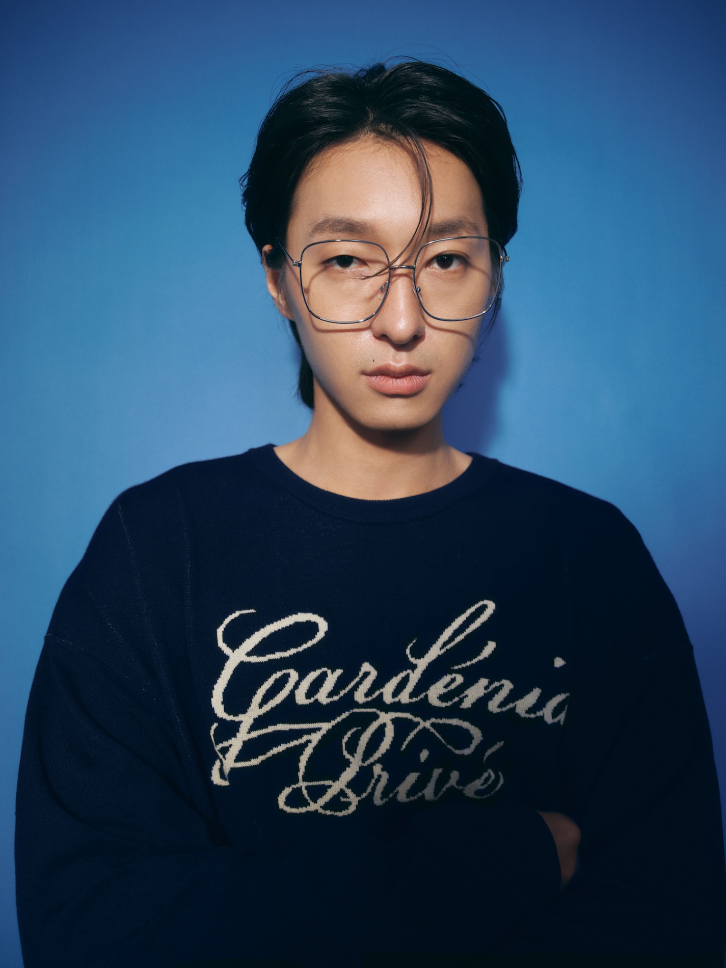 DVRK PRIVÉ GARDENIA LOGO SWEATER - MIDNIGHT BLUE 5