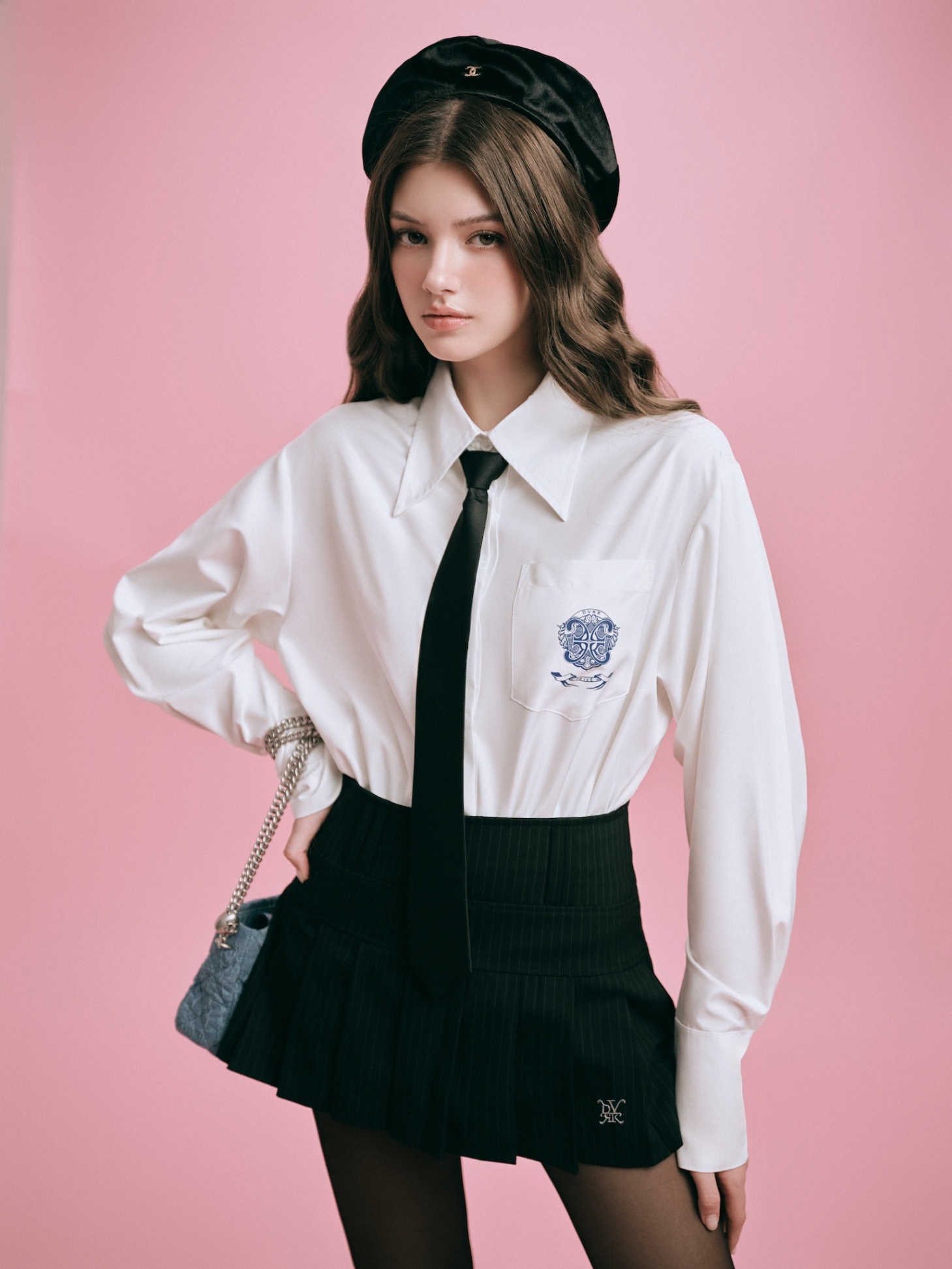 DVRK PRIVÉ LOW-RISE STRIPED PLEATED MINI SKIRT - BLACK