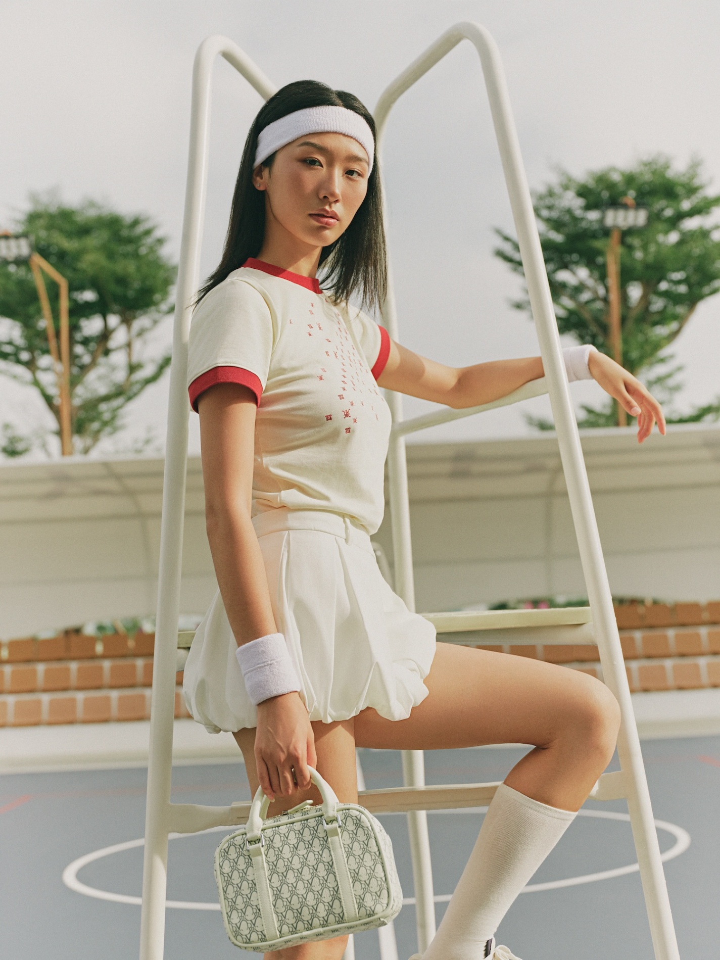 DVRK PRIVÉ MULTI LOGO GRADIENT BABY TEE - CREAM/RED 5