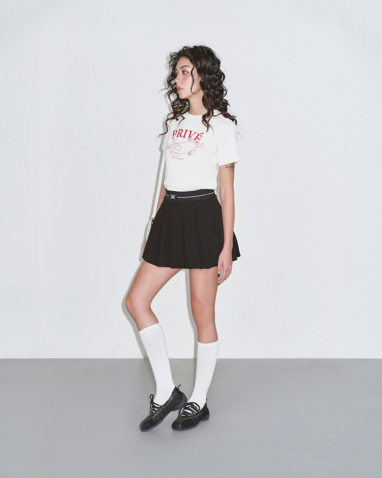 DVRK PRIVÉ DACHSHUND BABY TEE - CREAM 4