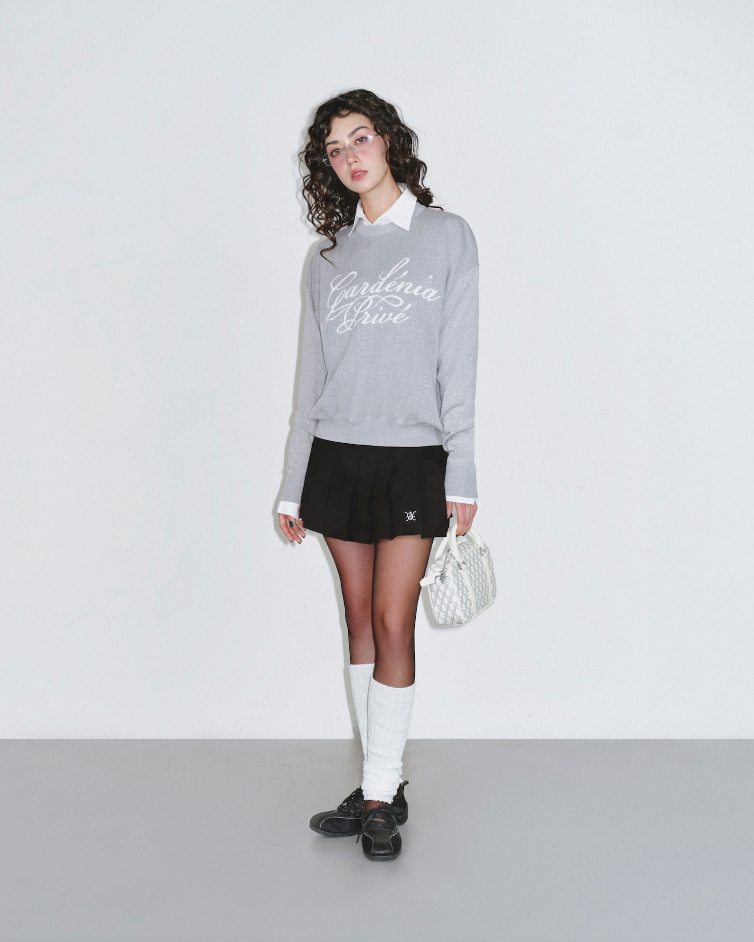 DVRK PRIVÉ GARDENIA LOGO SWEATER - GREY 5