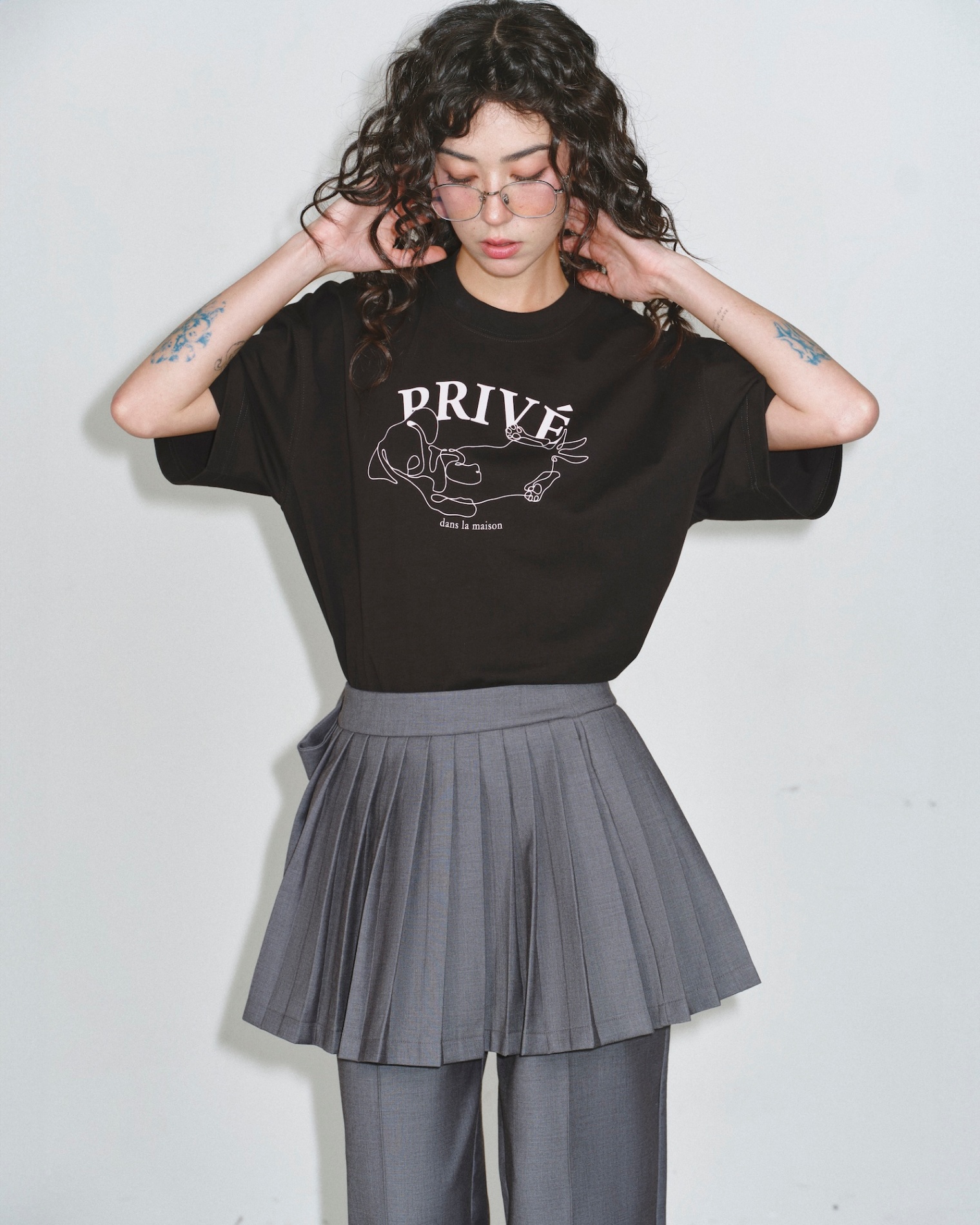 DVRK PRIVÉ DACHSHUND TEE - BLACK 4