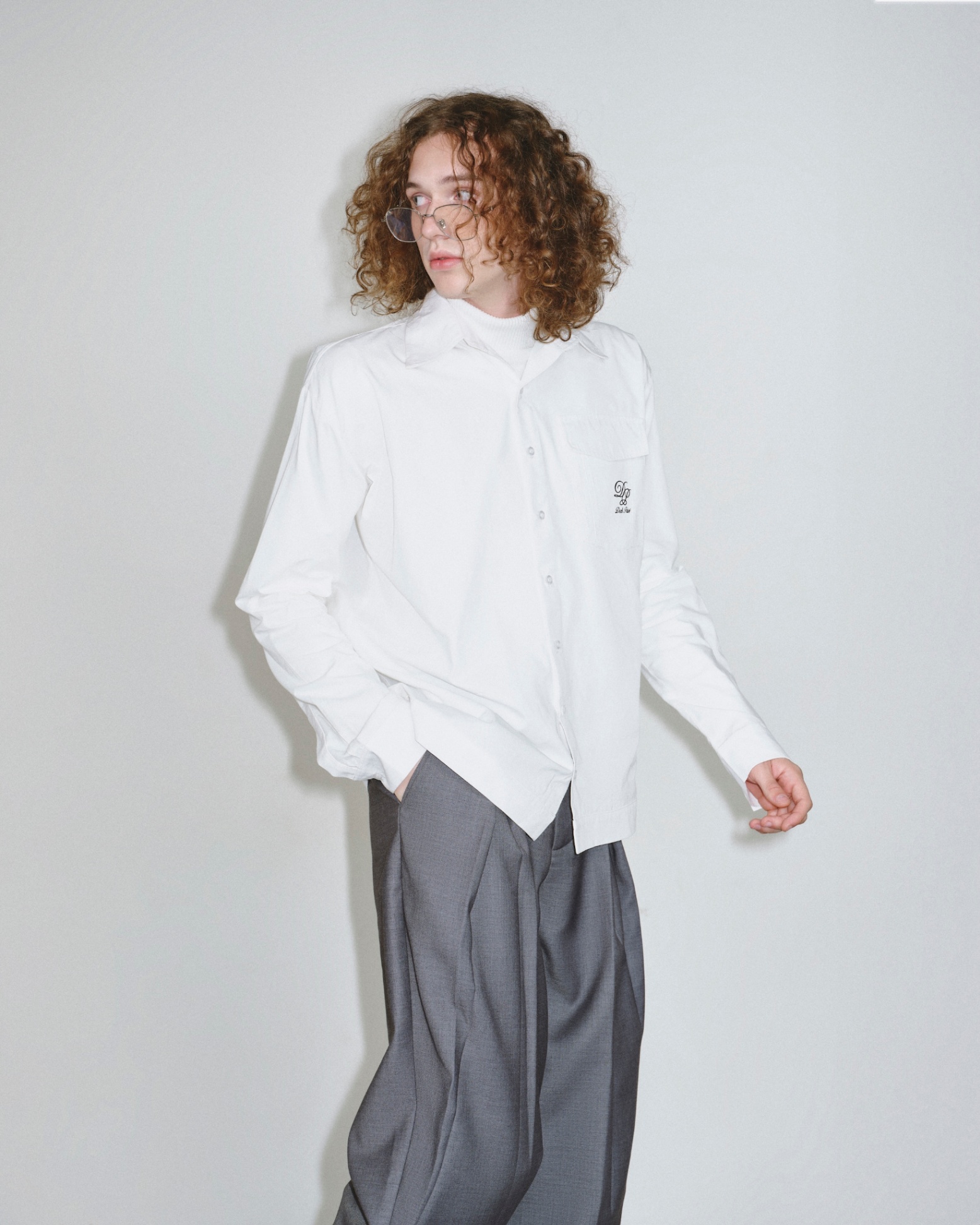 DVRK PRIVÉ PLEAT - BACK SHIRT - WHITE 4