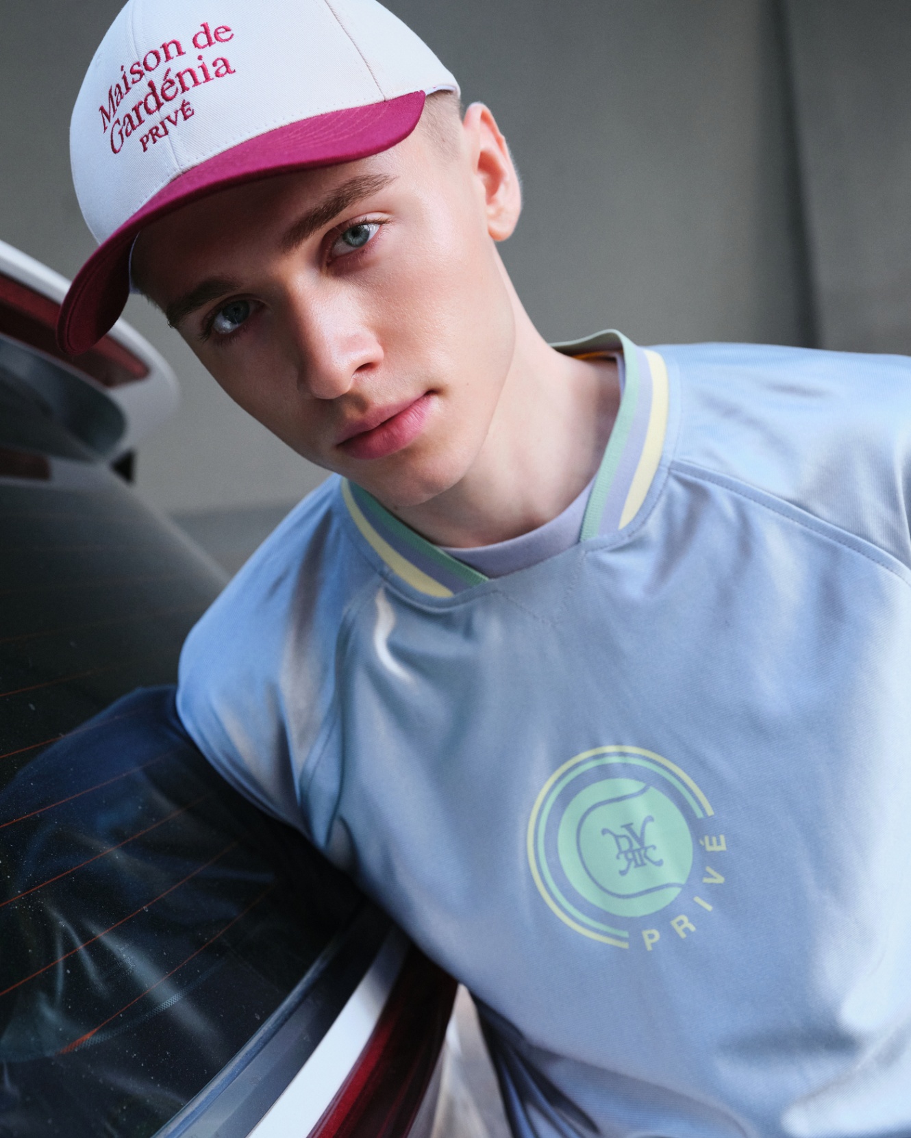 DVRK PRIVÉ BASEBALL STRIPE NECK TEE - GREY 5