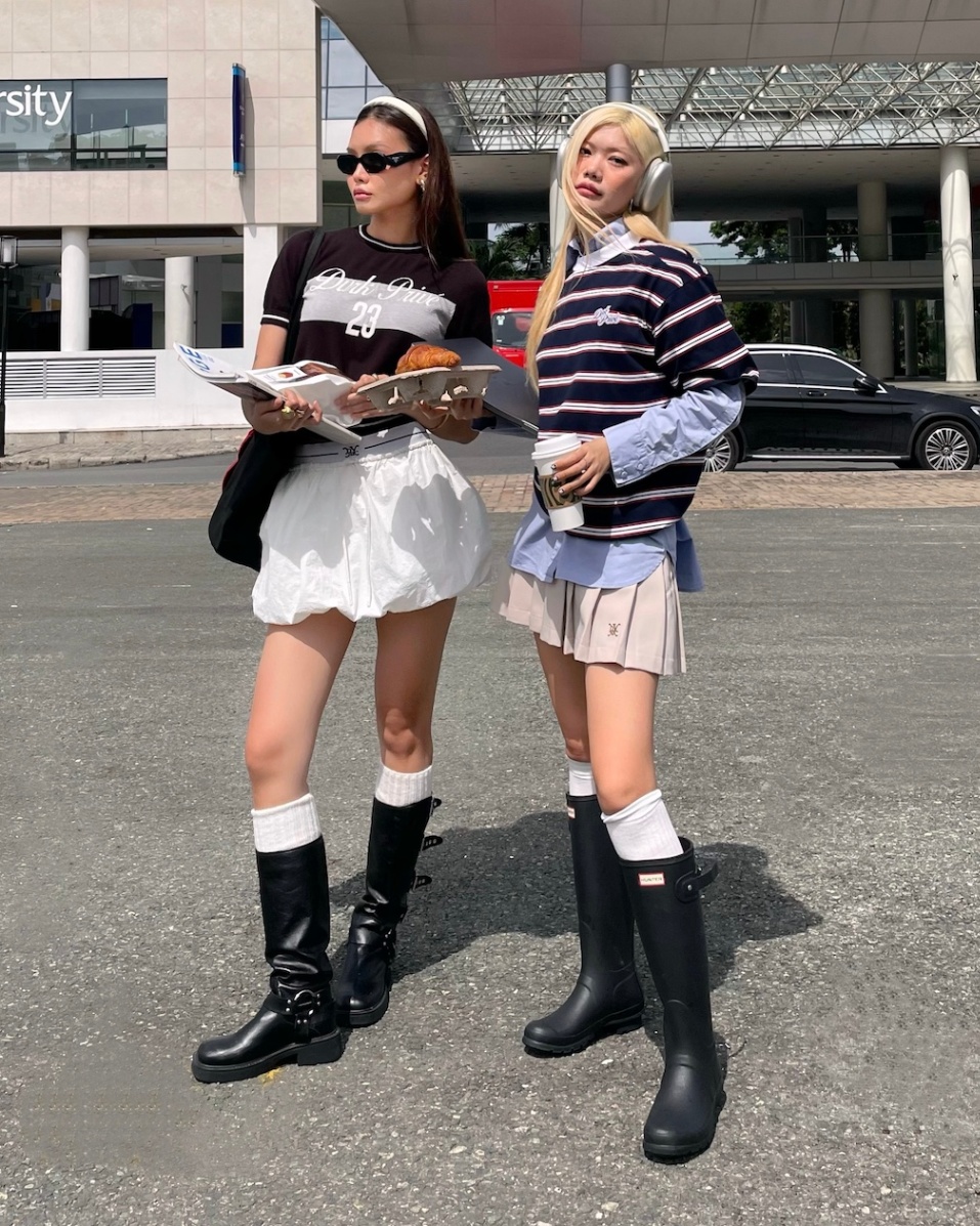 DVRK PRIVÉ STRIPE TEE - NAVY 5