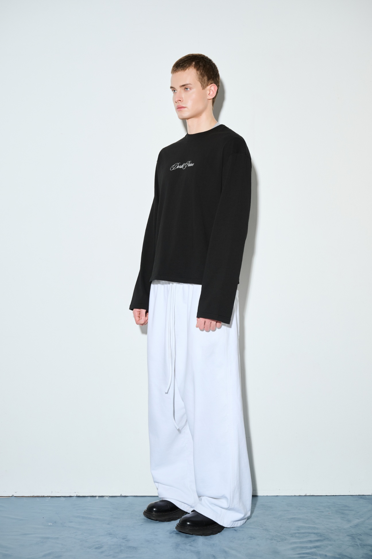 DVRK PRIVÉ GARDENIA UNION LONGSLEEVES TEE - BLACK