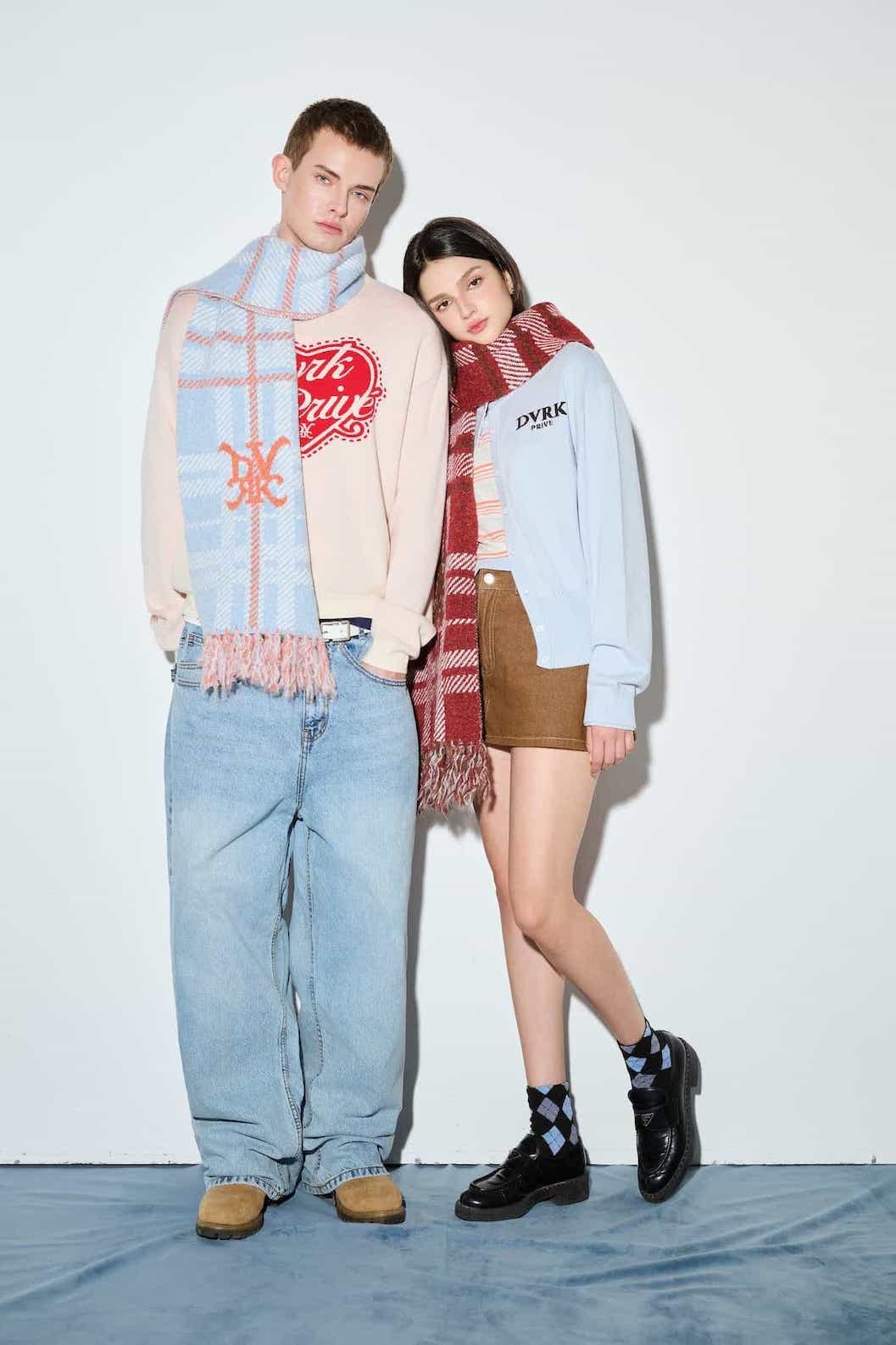 DVRK PRIVÉ LOVER KNIT SWEATER - PINK 11