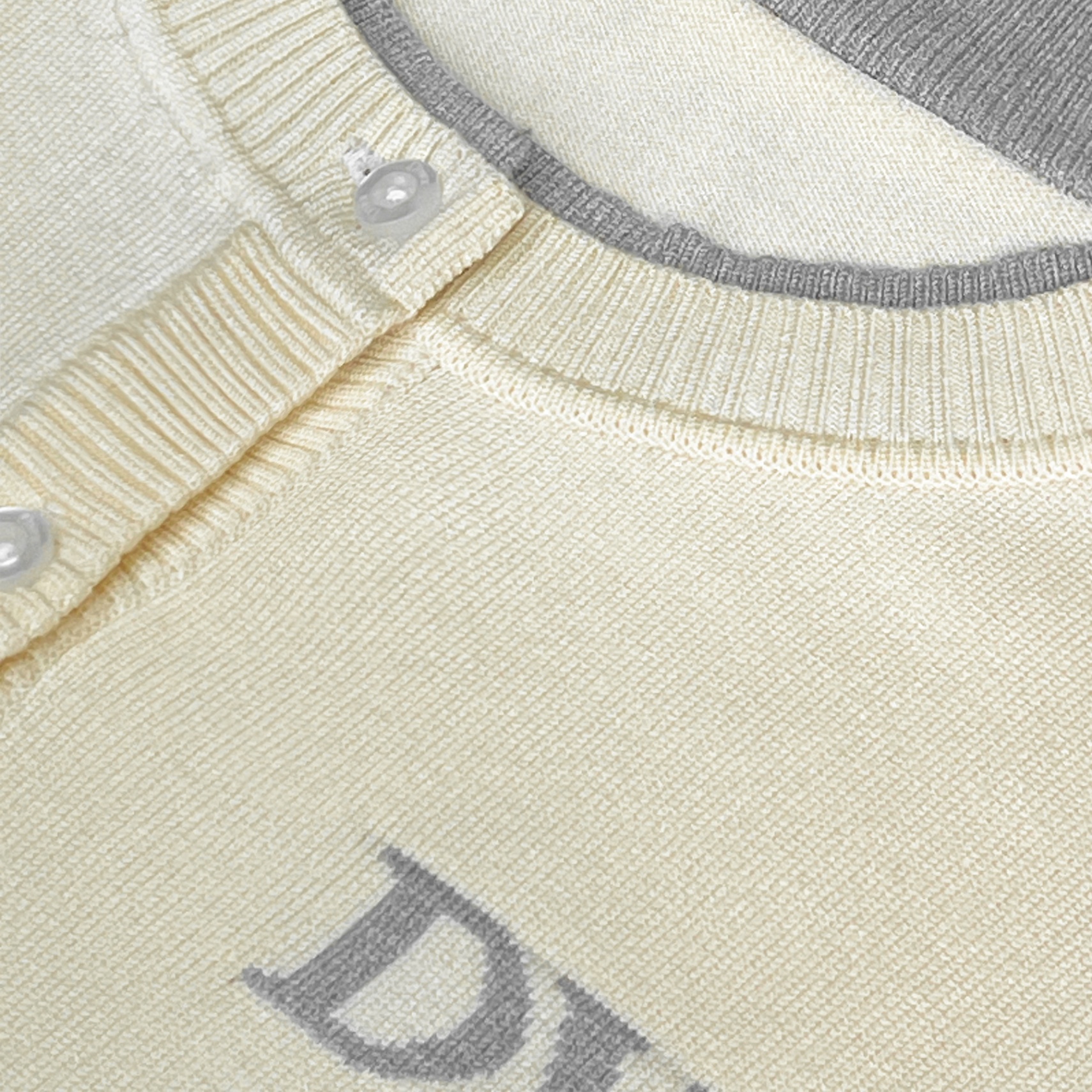 DVRK PRIVÉ LAYER KNIT CROP CARDIGAN - CREAM