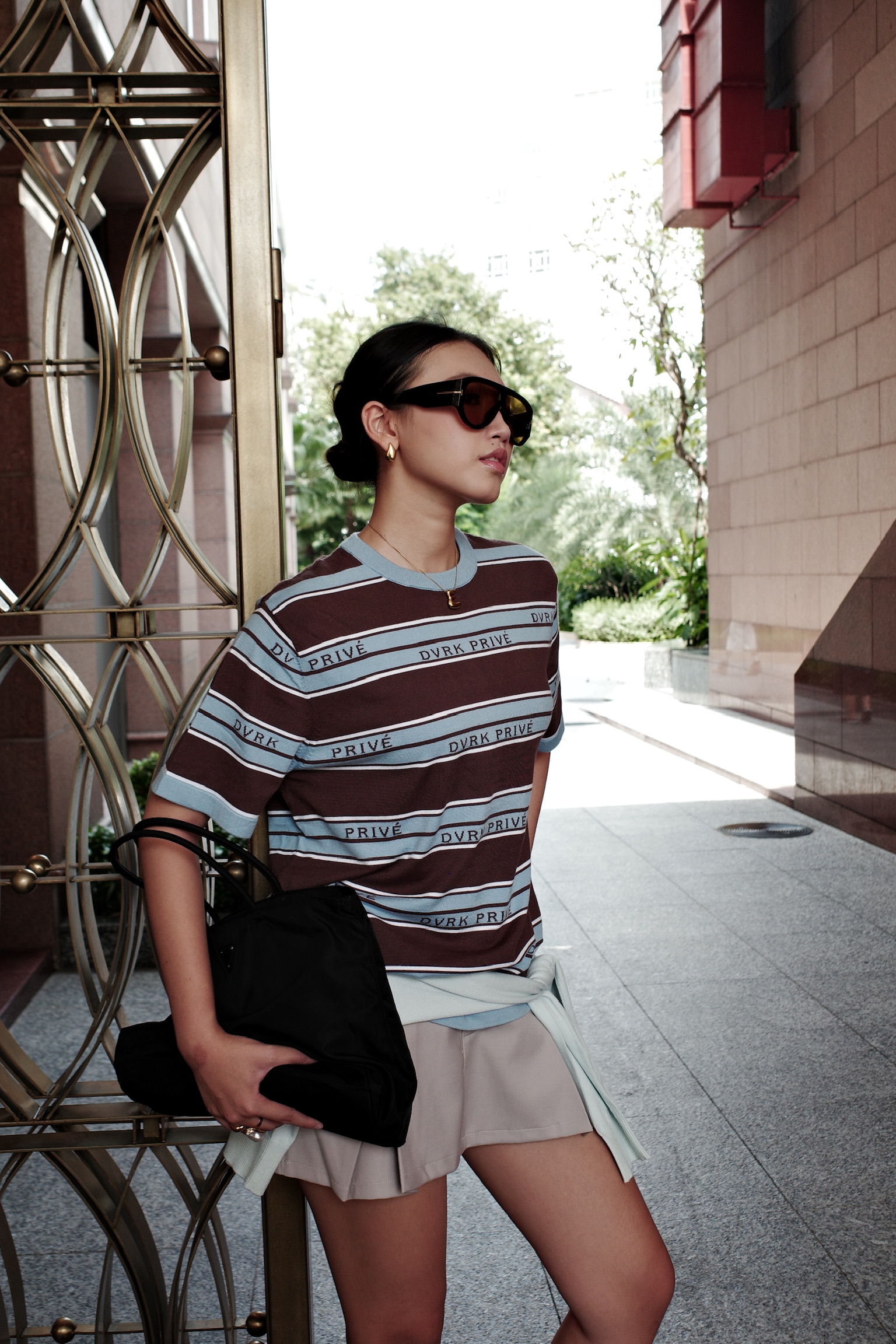 DVRK PRIVÉ BAR STRIPE LOGO KNIT TEE - BLUE/ BROWN