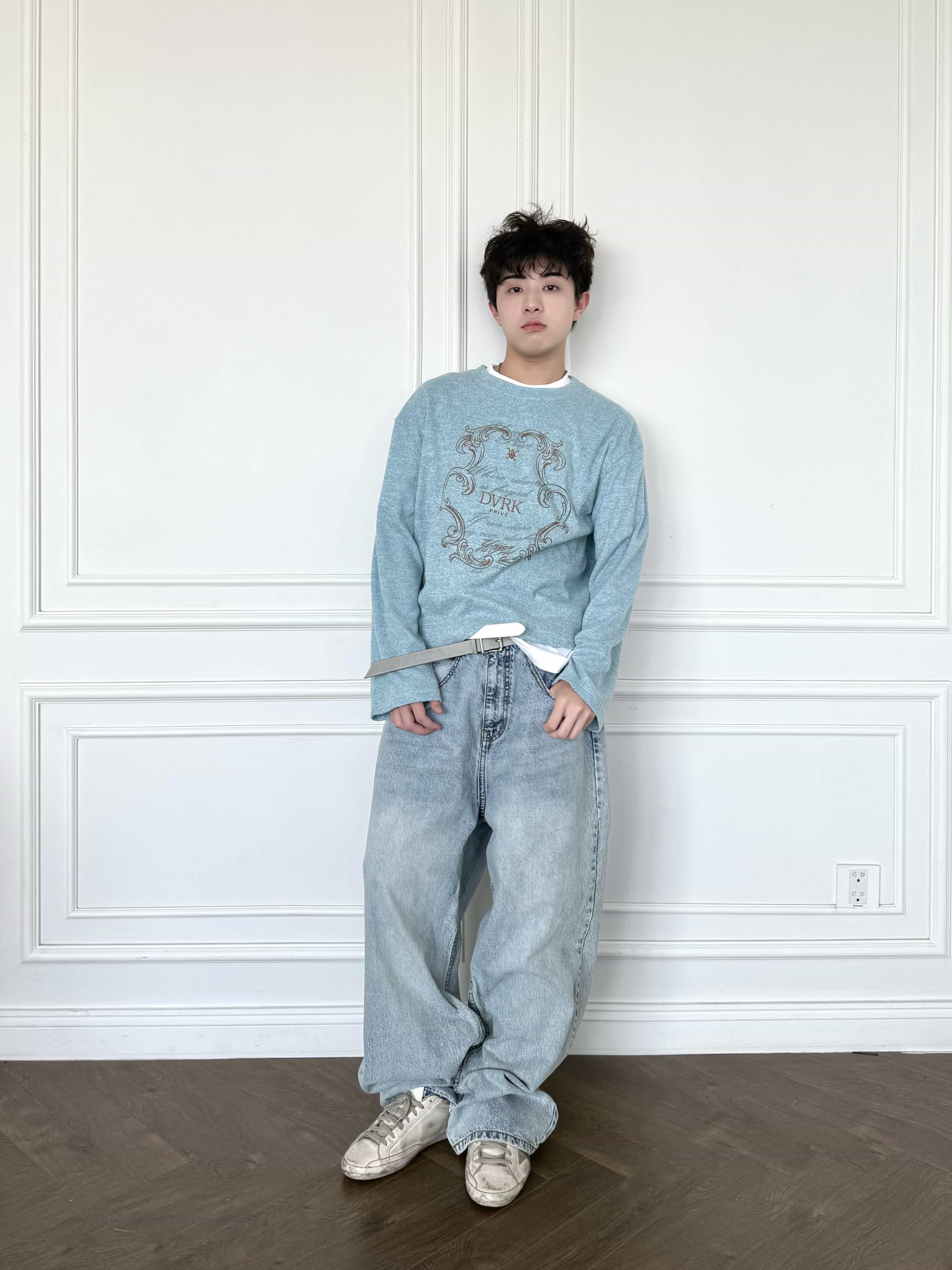 DVRK PRIVÉ ORNATE FRAME KNIT LONGSLEEVE - BLUE