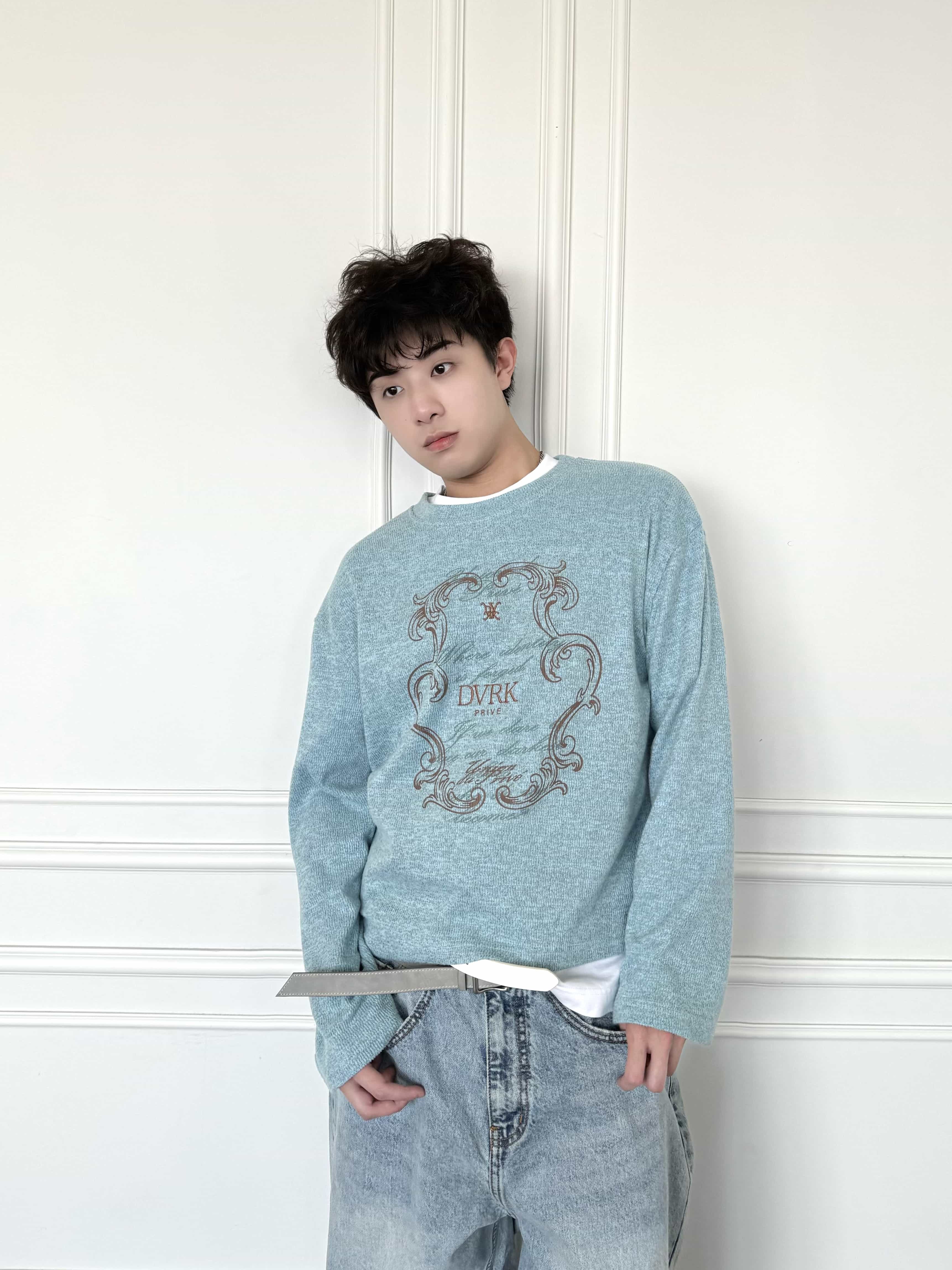 DVRK PRIVÉ ORNATE FRAME KNIT LONGSLEEVE - BLUE 9