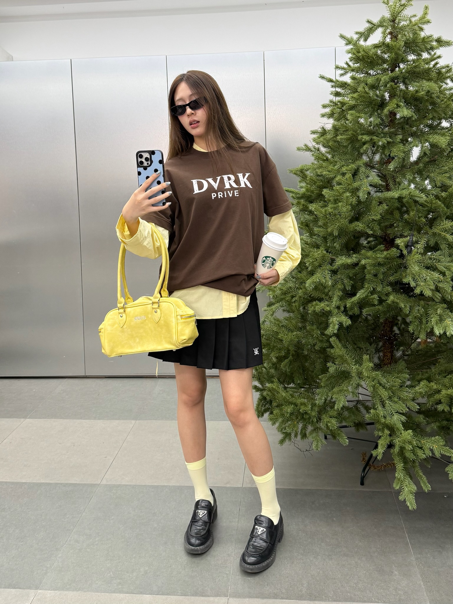 DVRK PRIVÉ RETRO LOGO TEE - BROWN 4