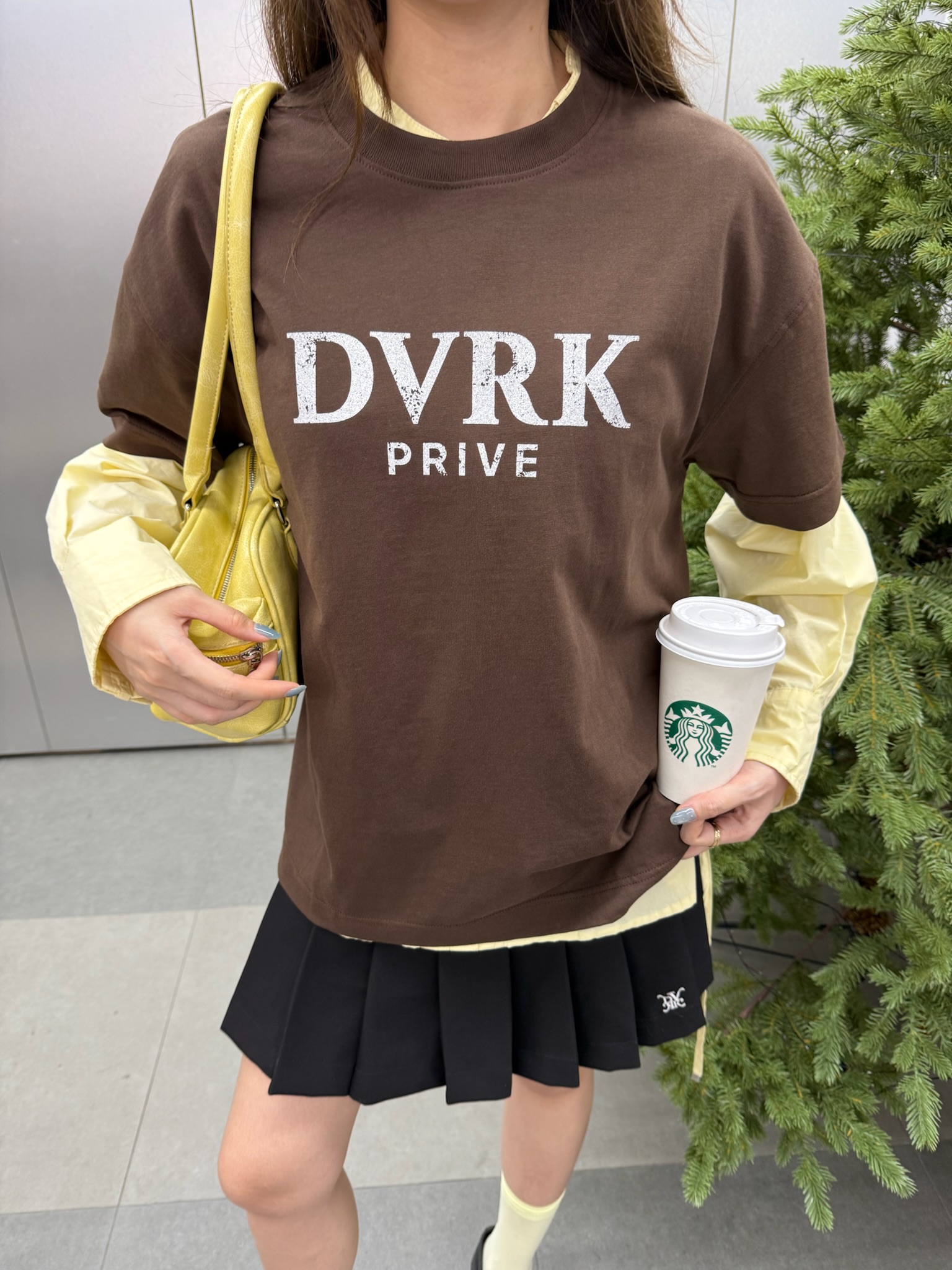 DVRK PRIVÉ RETRO LOGO TEE - BROWN 5
