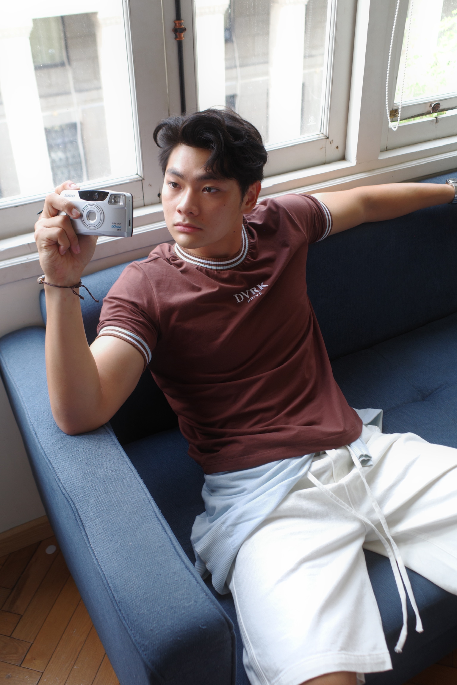 DVRK PRIVÉ STRIPE COLLAR TEE - BROWN