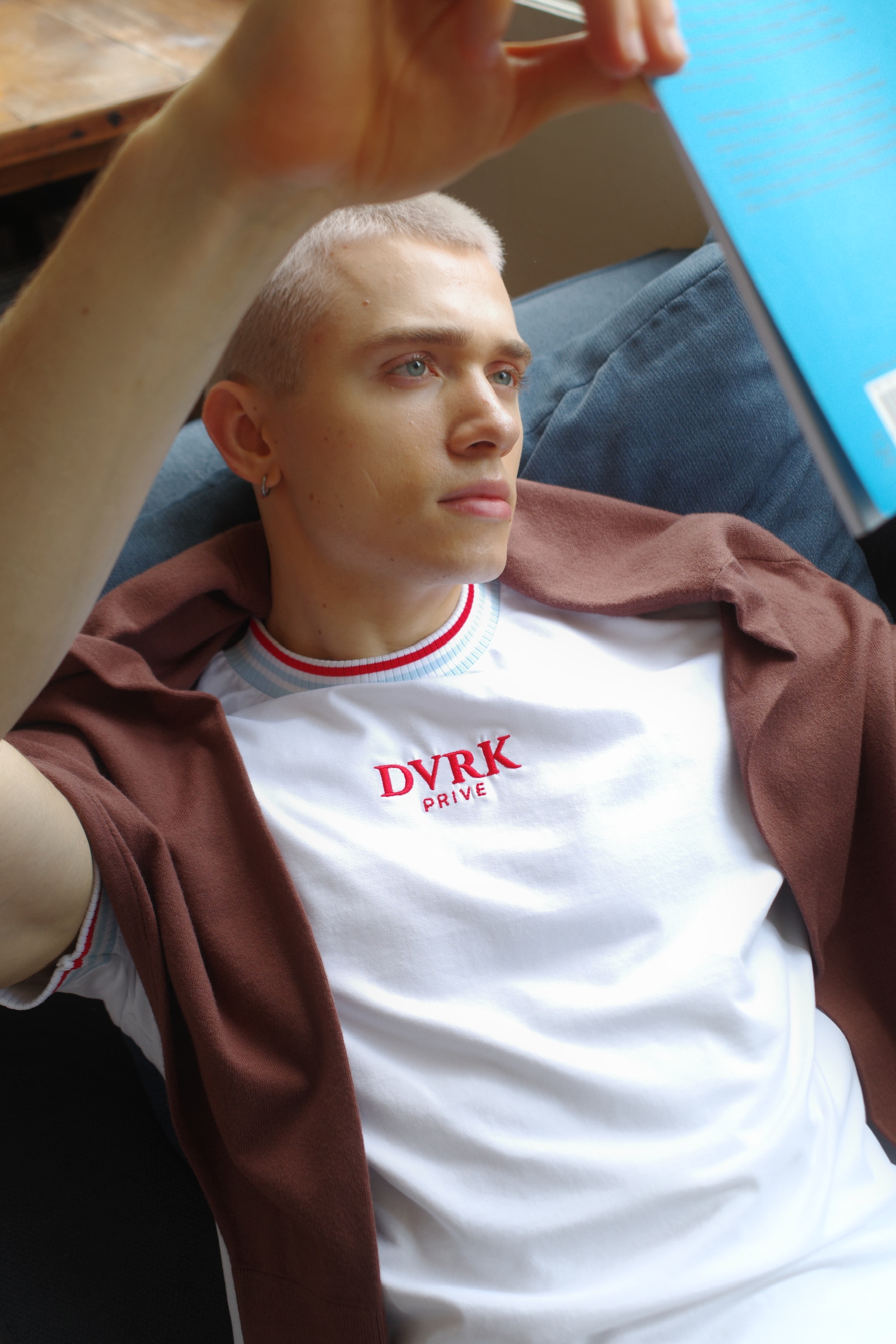 DVRK PRIVÉ STRIPE COLLAR TEE - CREAM 6