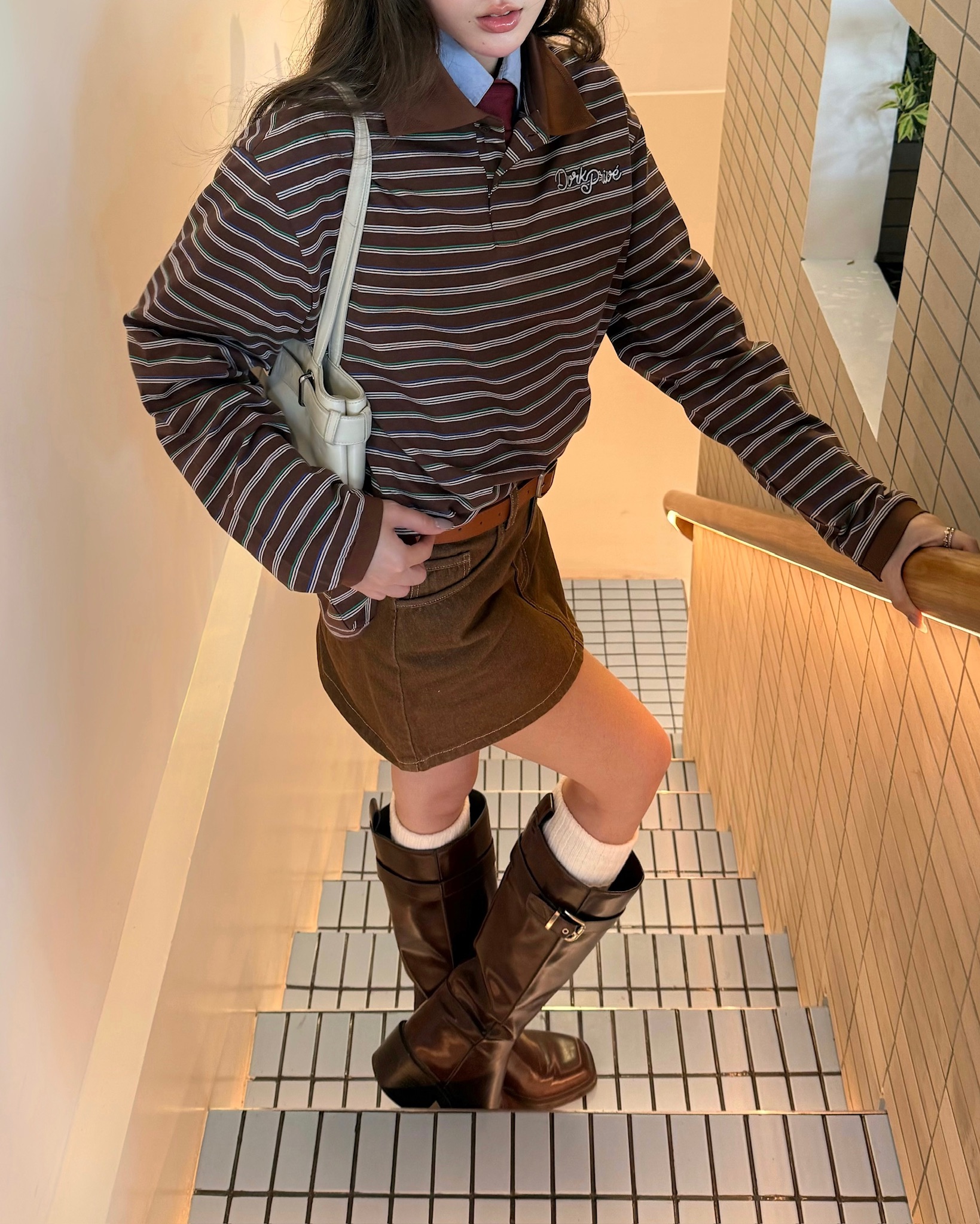 DVRK PRIVÉ THIN STRIPE LONGSLEEVES POLO - BROWN 15