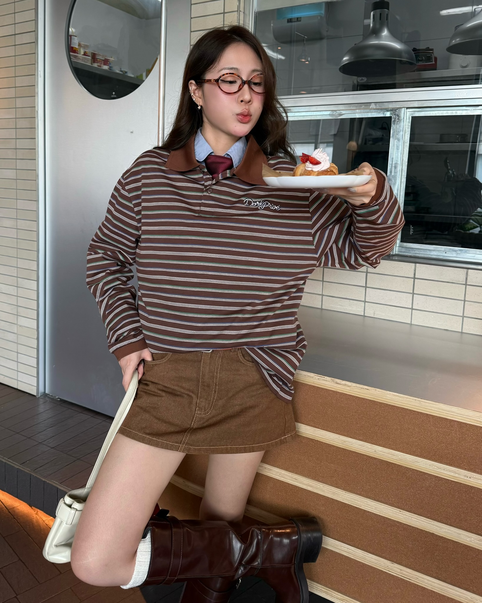 DVRK PRIVÉ THIN STRIPE LONGSLEEVES POLO - BROWN 21