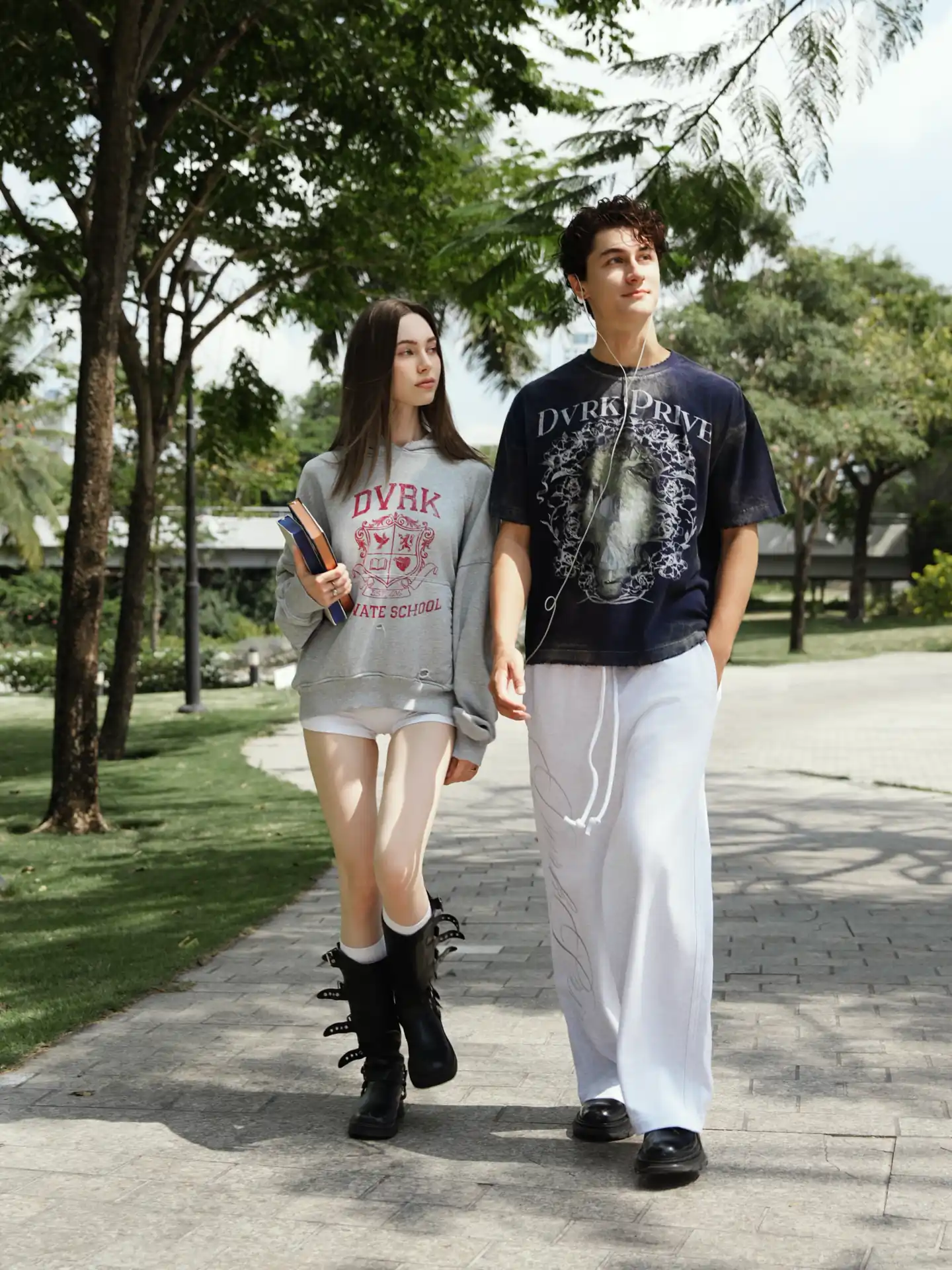 WONDERLAND T-SHIRT - BLUE 3
