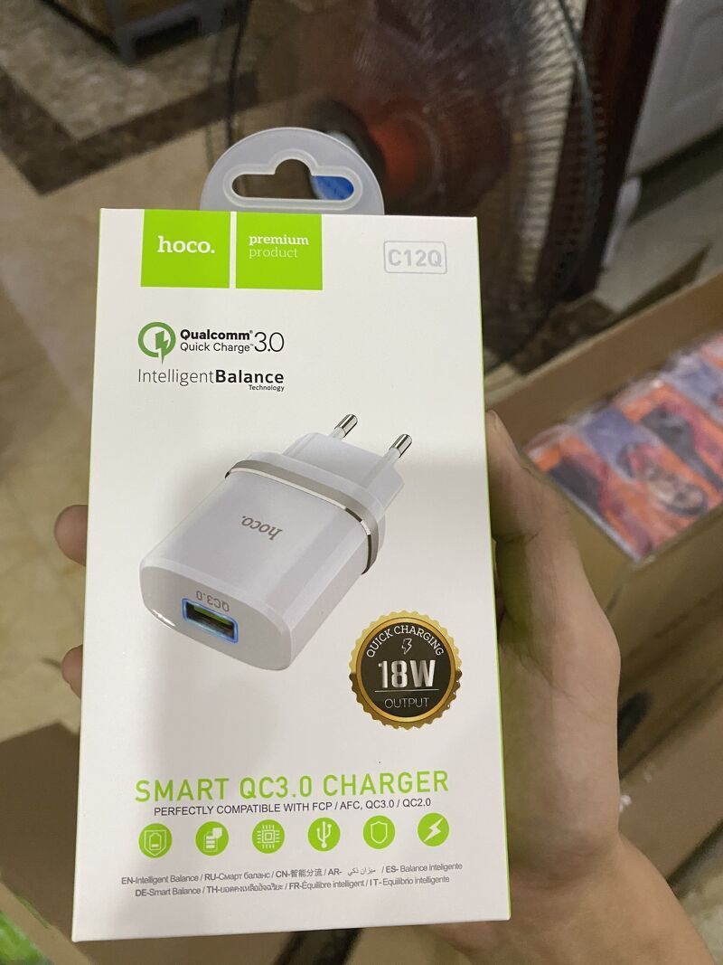 Củ sạc nhanh 18W QC3.0 Hoco C12Q