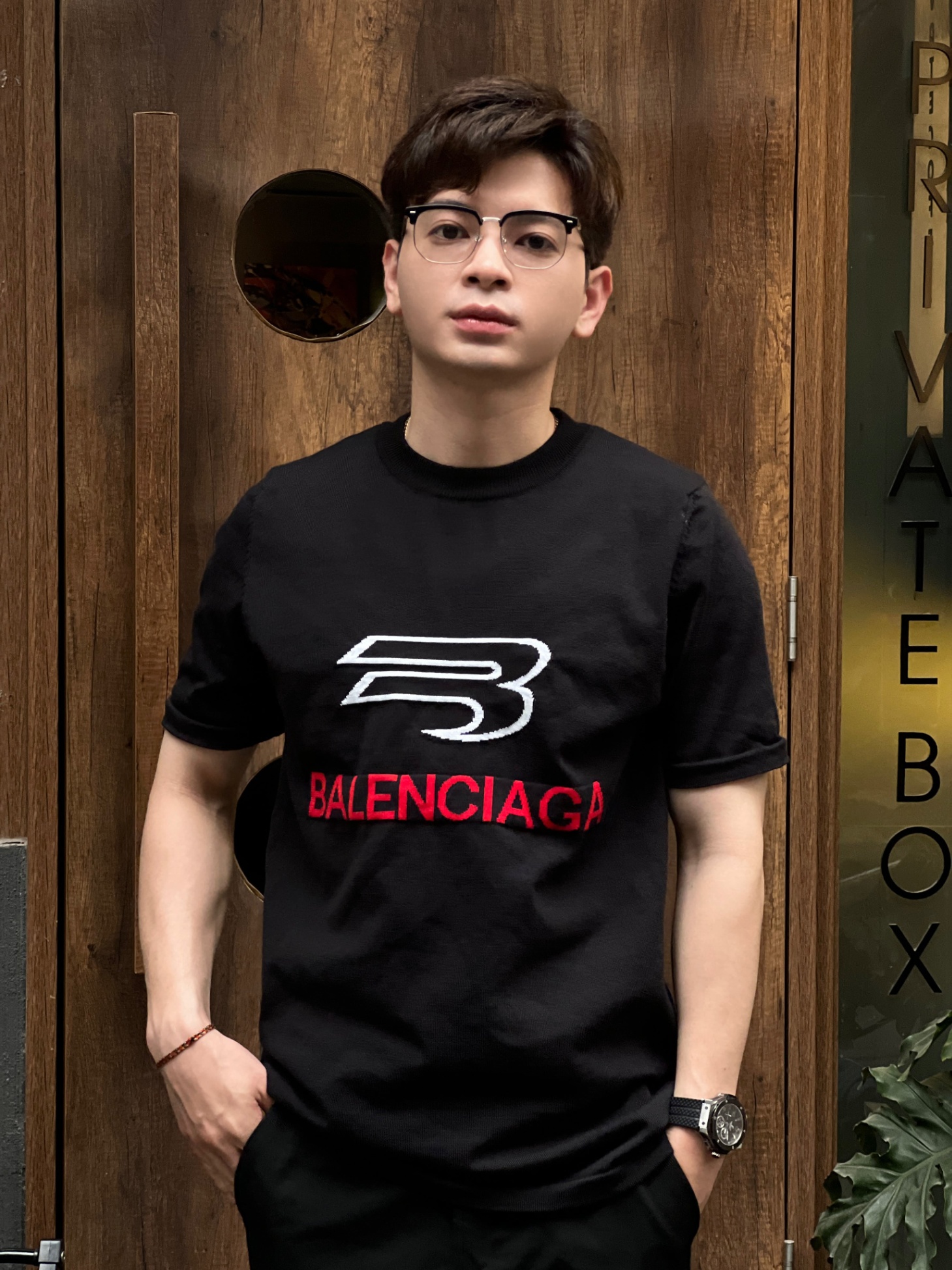 BALENCIAGA - ĐEN CHỮ ĐỎ - BALA10-T