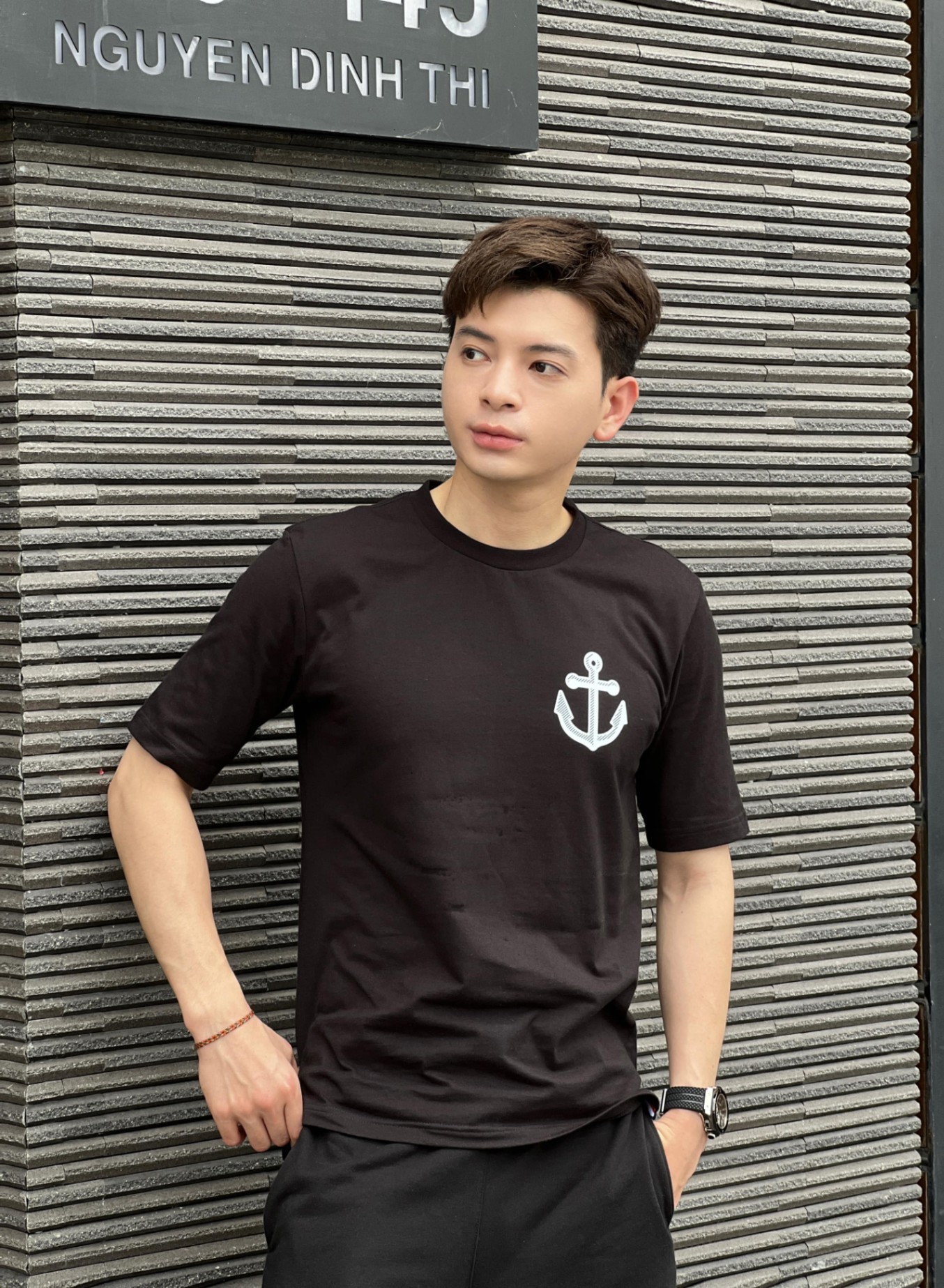 THOM BROWNE - ĐEN HỌA TIẾT TRẮNG - THBR018