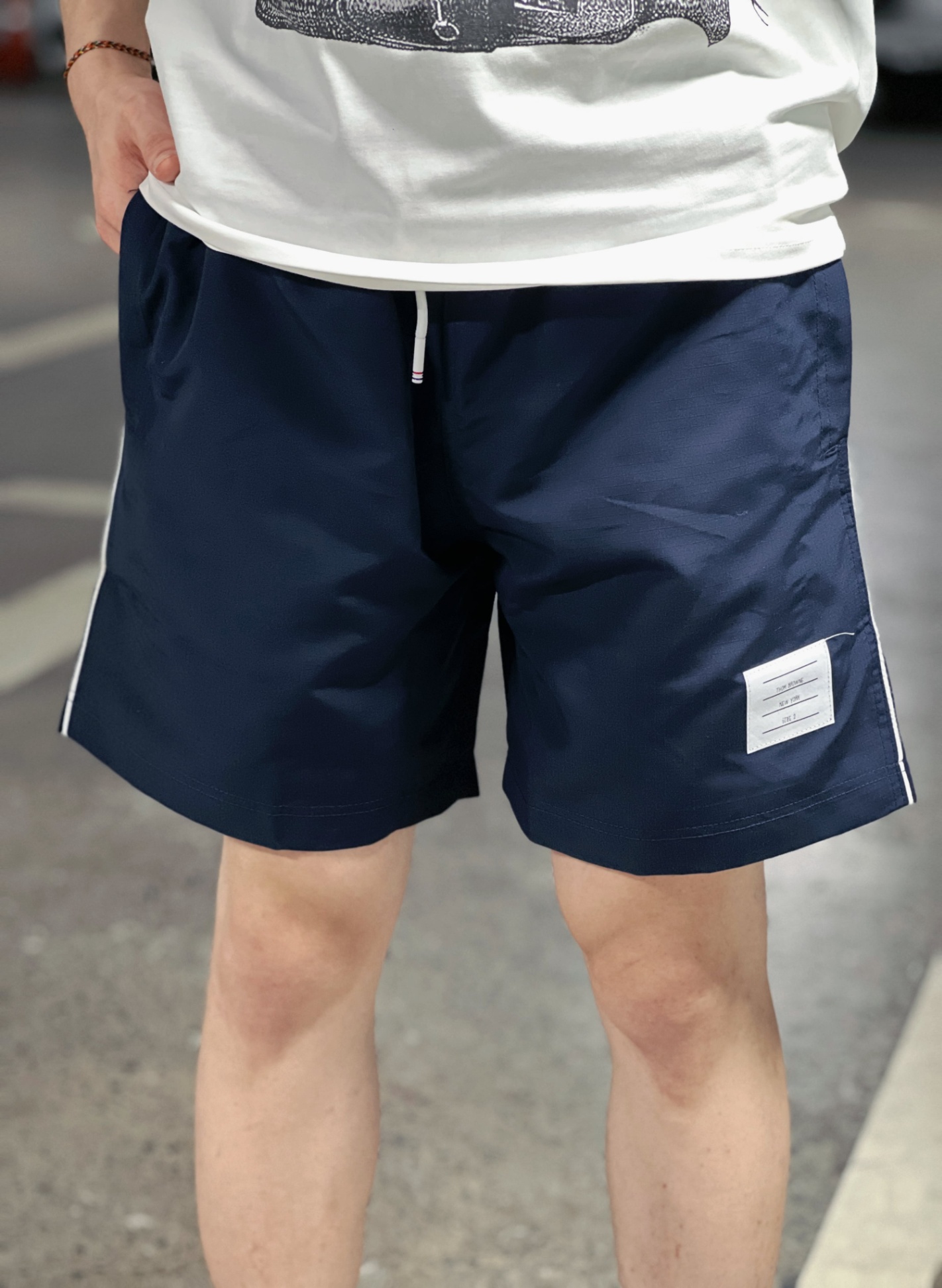 THOM BROWNE - XANH THAN SỌC TRẮNG - THBR023