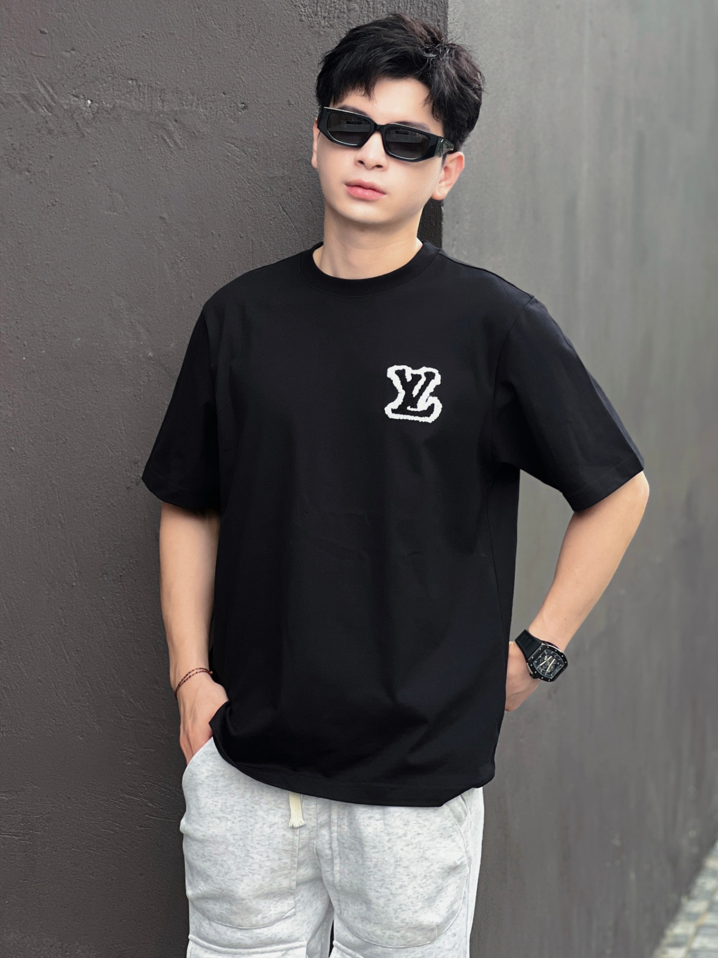 LV - ĐEN THÊU LOGO LV - LV090-T