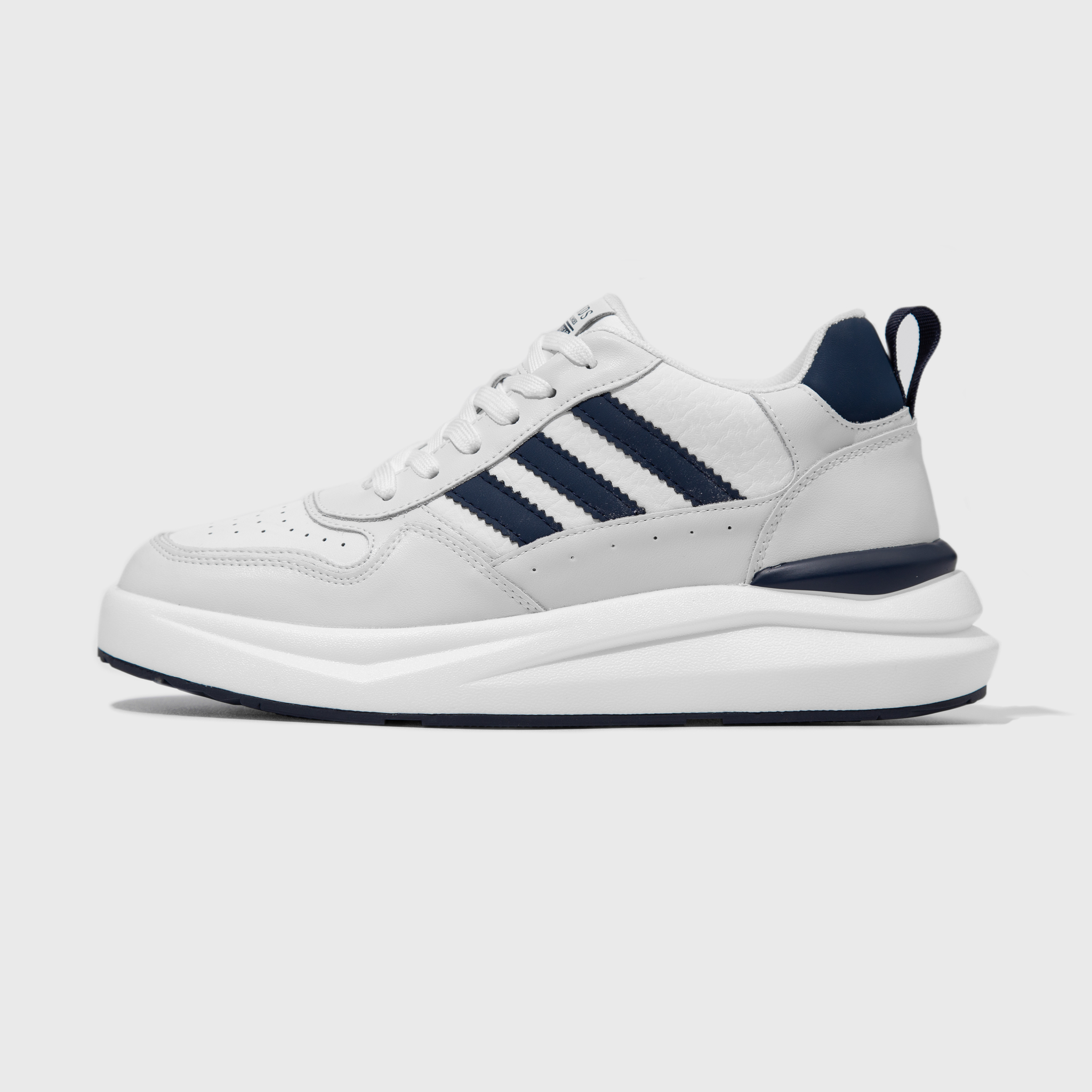 Alto Sneakers | Trắng phối xanh than